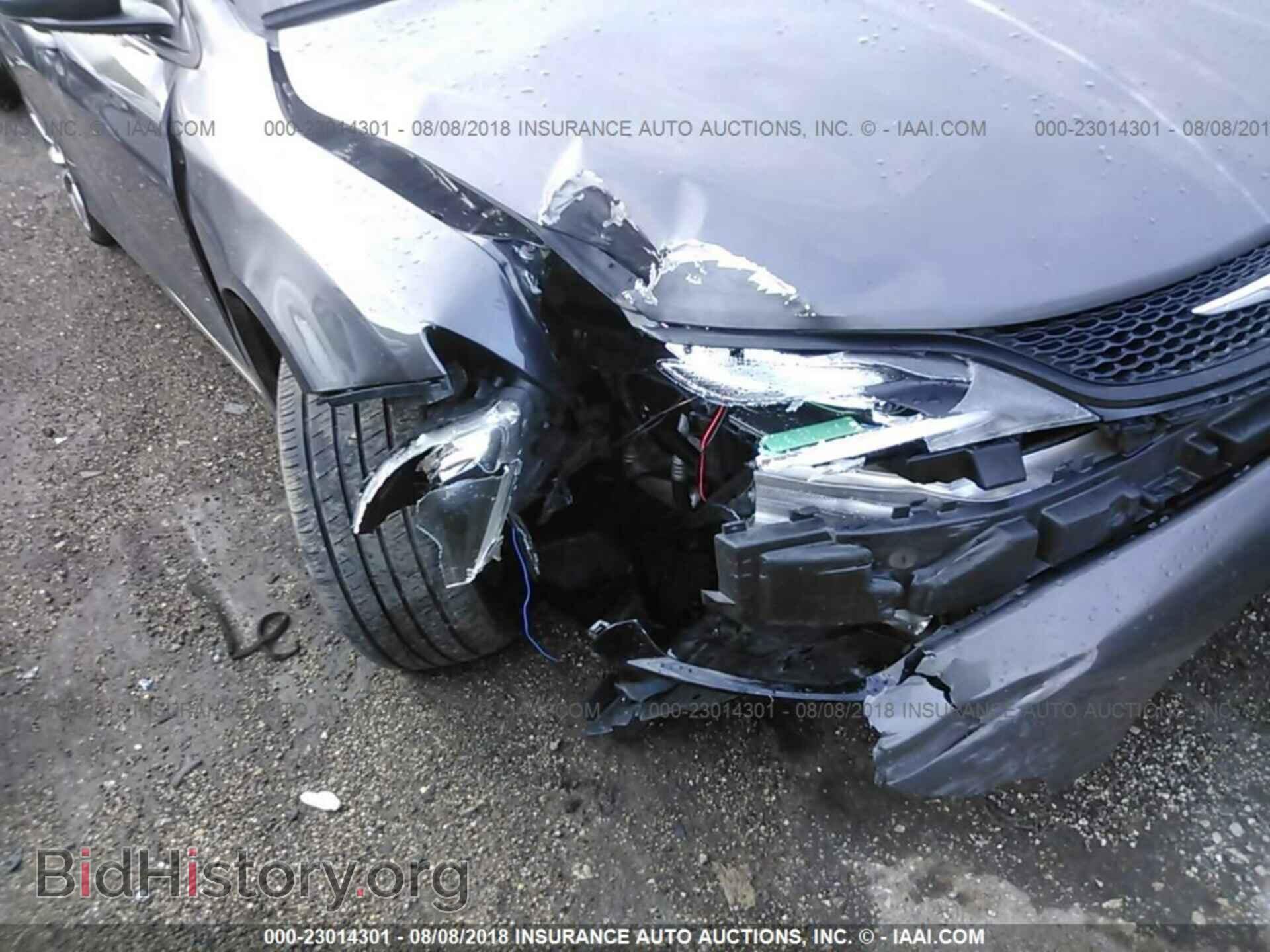 2015 Chrysler 200 - VIN: 1C3CCCBB0FN688957 - Photo 6