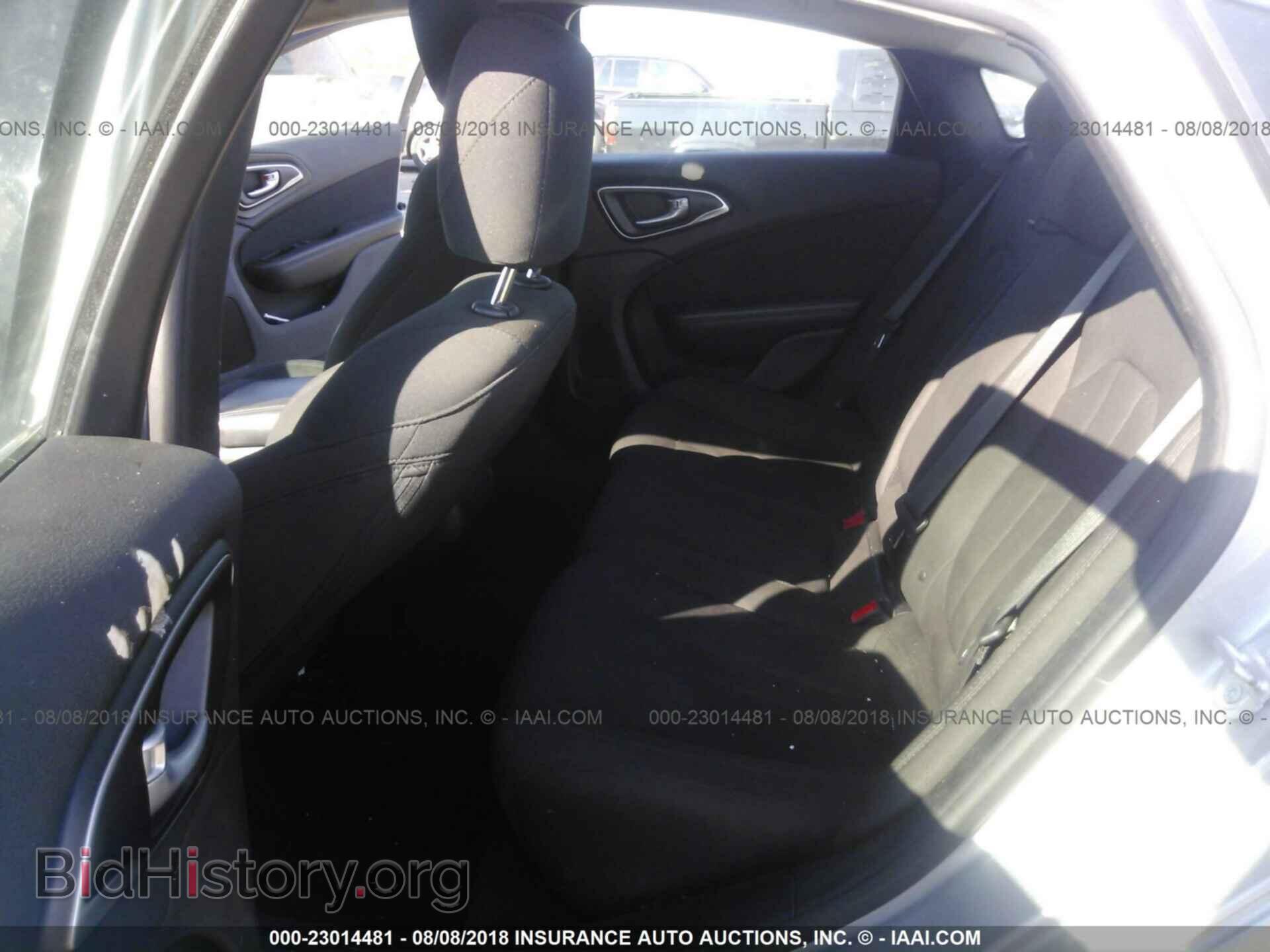 2015 Chrysler 200 - VIN: 1C3CCCAB3FN719331 - Photo 8