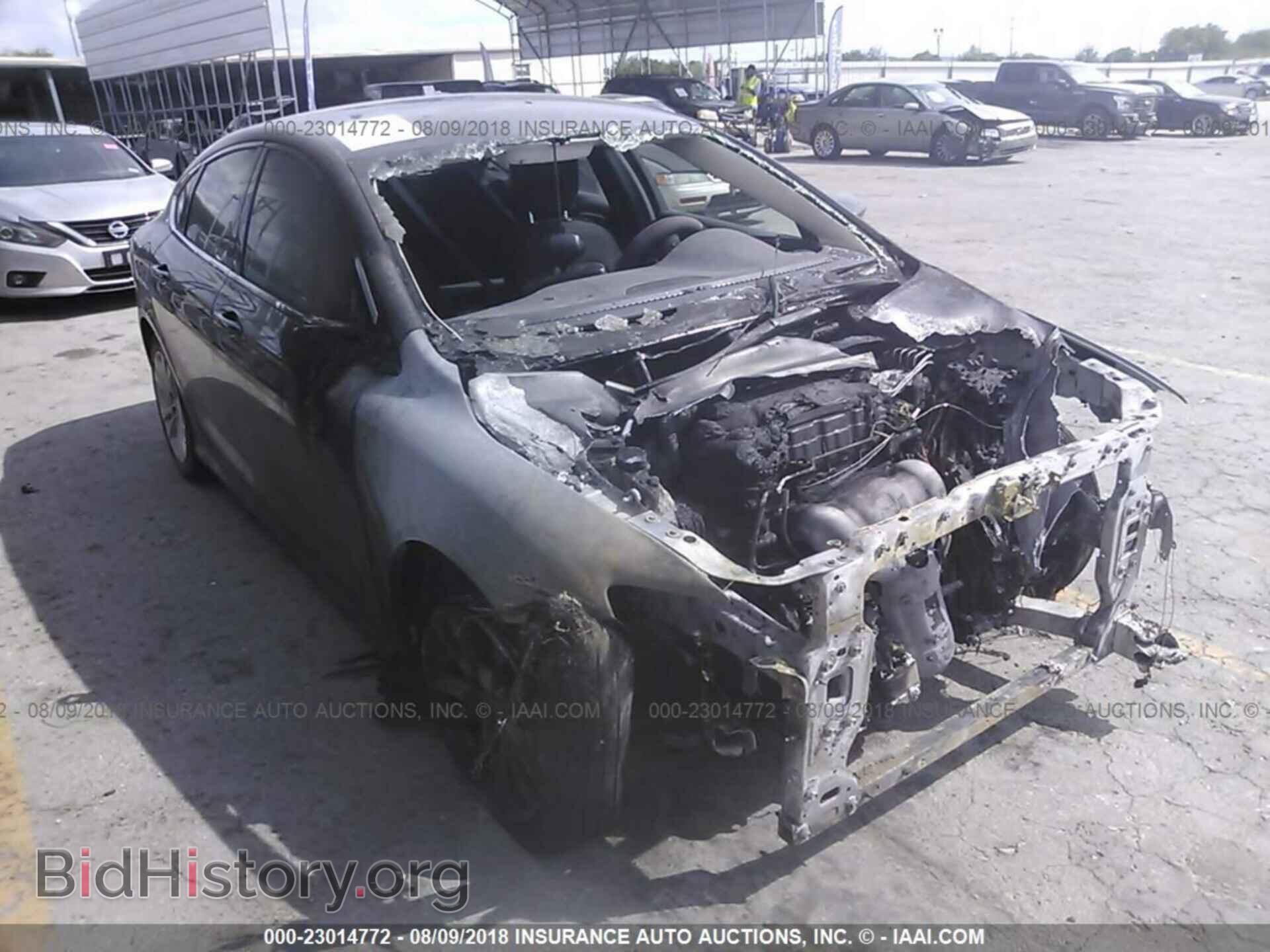 Photo 1C3CCCAB7GN131725 - Chrysler 200 2016