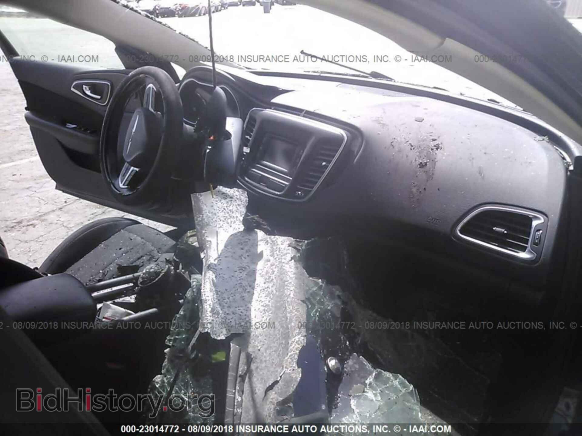 2016 Chrysler 200 - VIN: 1C3CCCAB7GN131725 - Фото 5