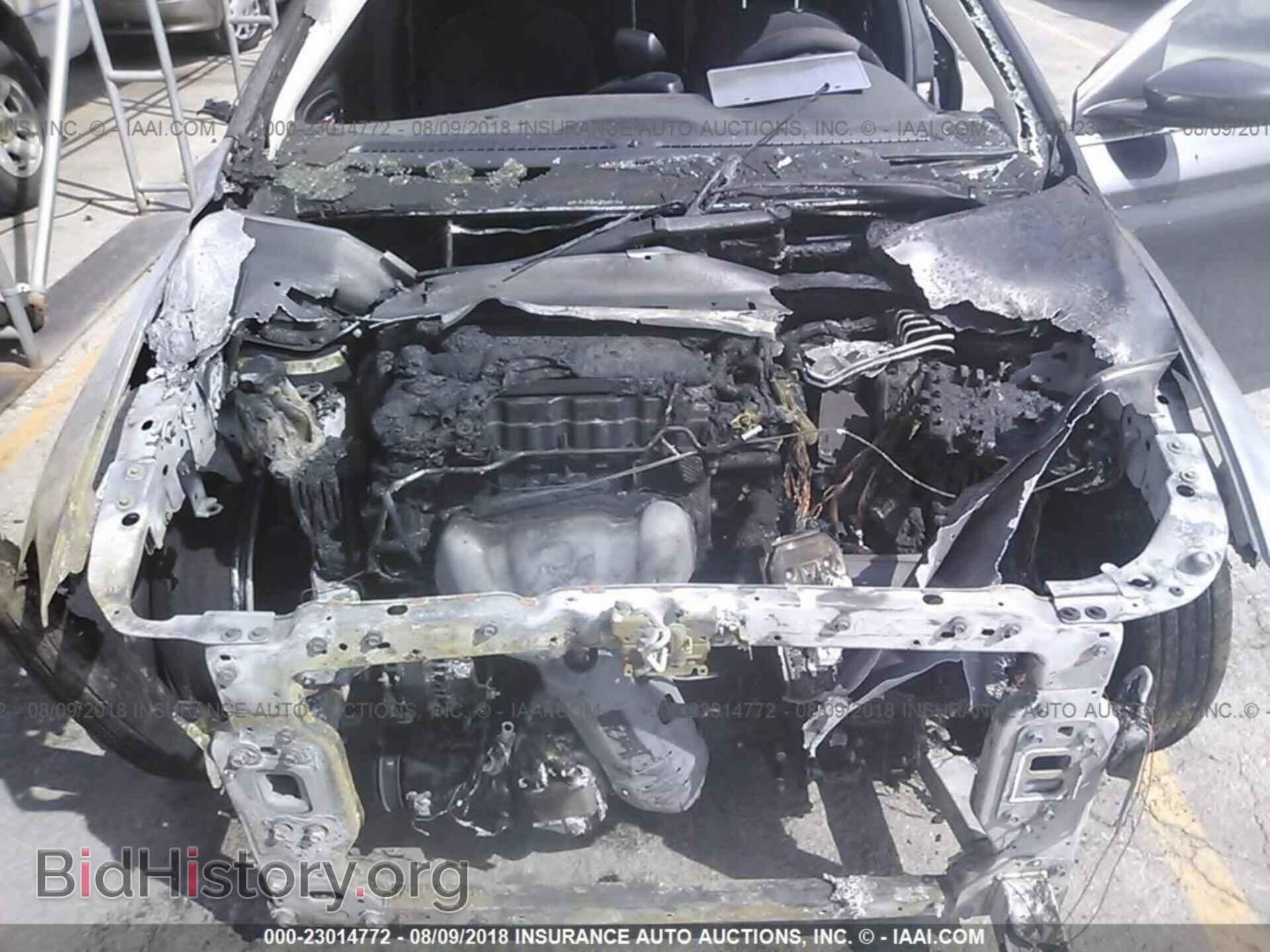 2016 Chrysler 200 - VIN: 1C3CCCAB7GN131725 - Фото 10