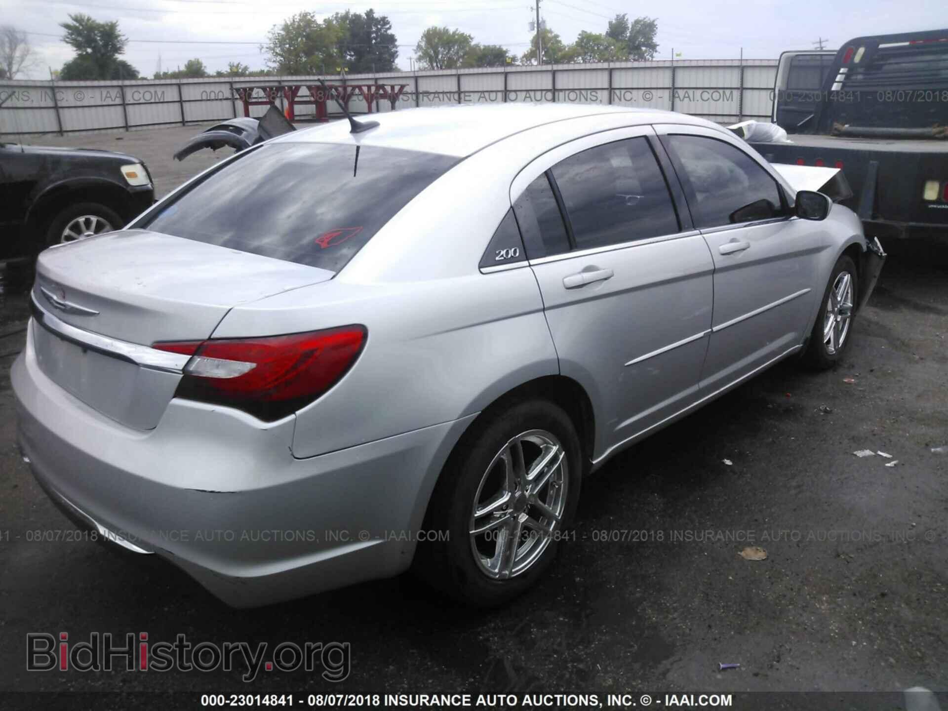 2012 Chrysler 200 - VIN: 1C3CCBAB2CN203032 - Фото 4