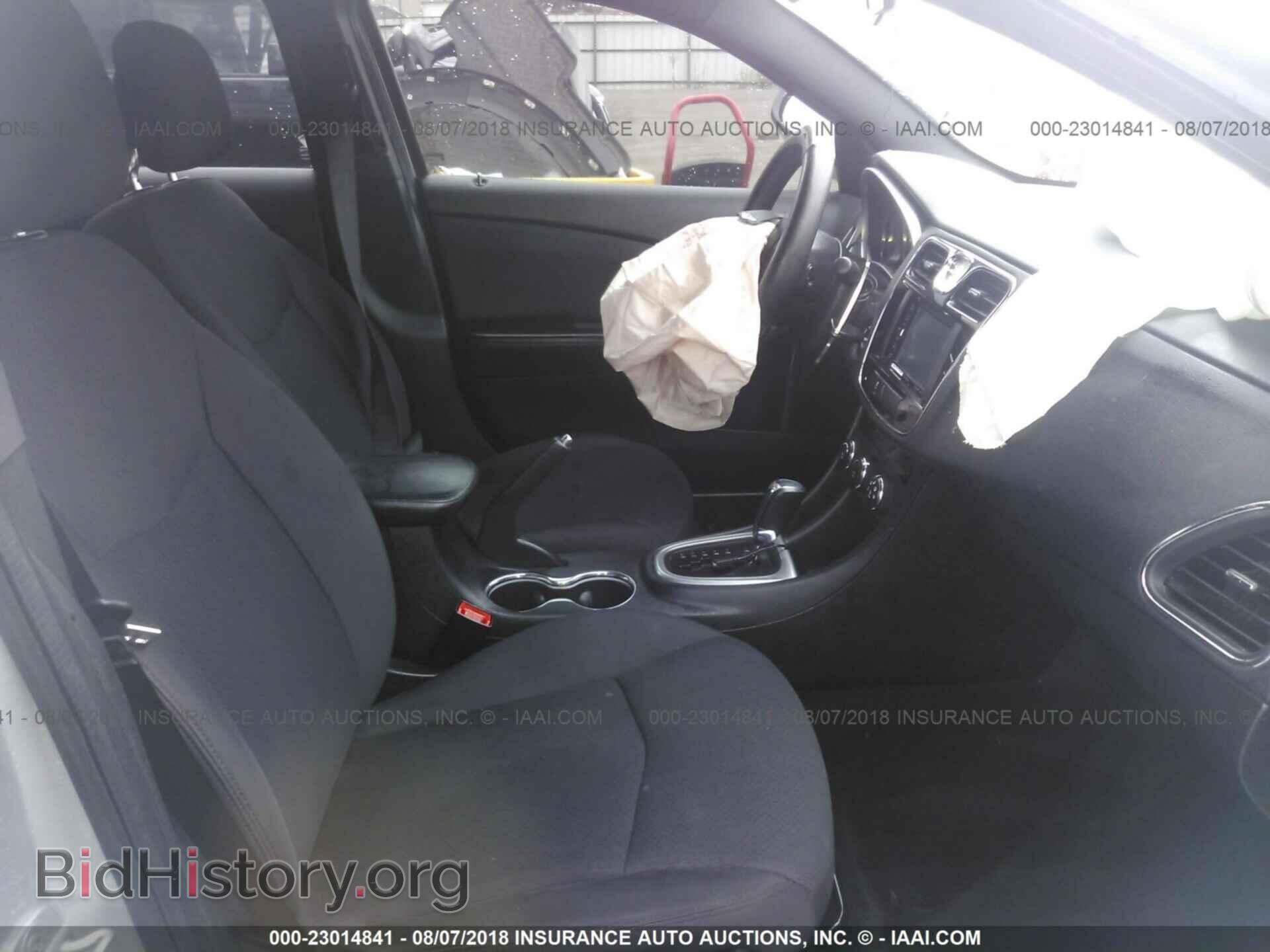 2012 Chrysler 200 - VIN: 1C3CCBAB2CN203032 - Фото 5