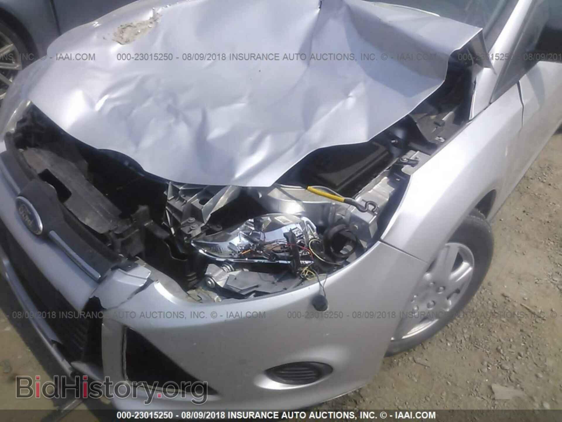 2012 Ford Focus - VIN: 1FAHP3E2XCL222757 - Photo 6
