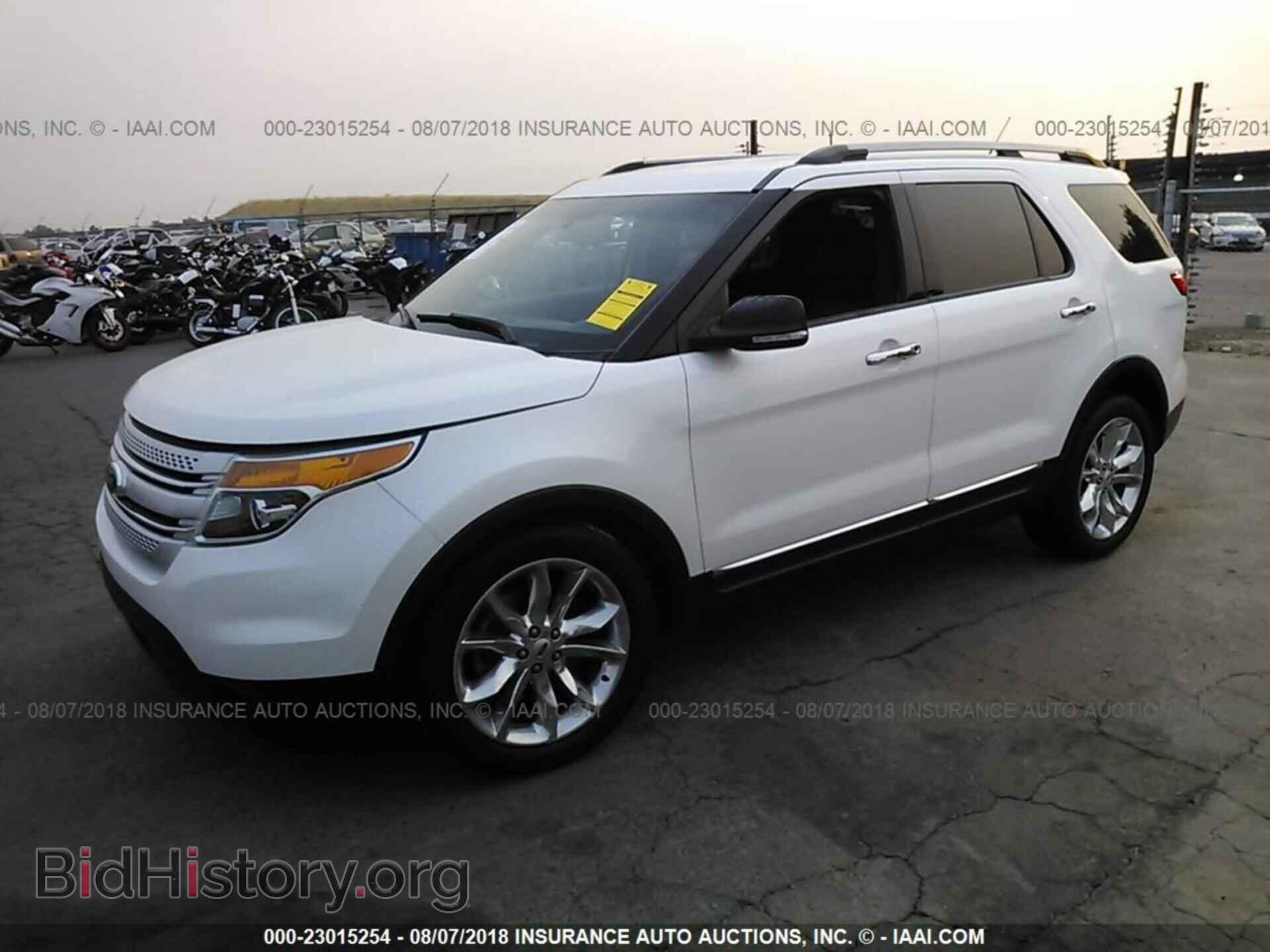 2013 Ford Explorer - VIN: 1FM5K7D86DGB84183 - Photo 2