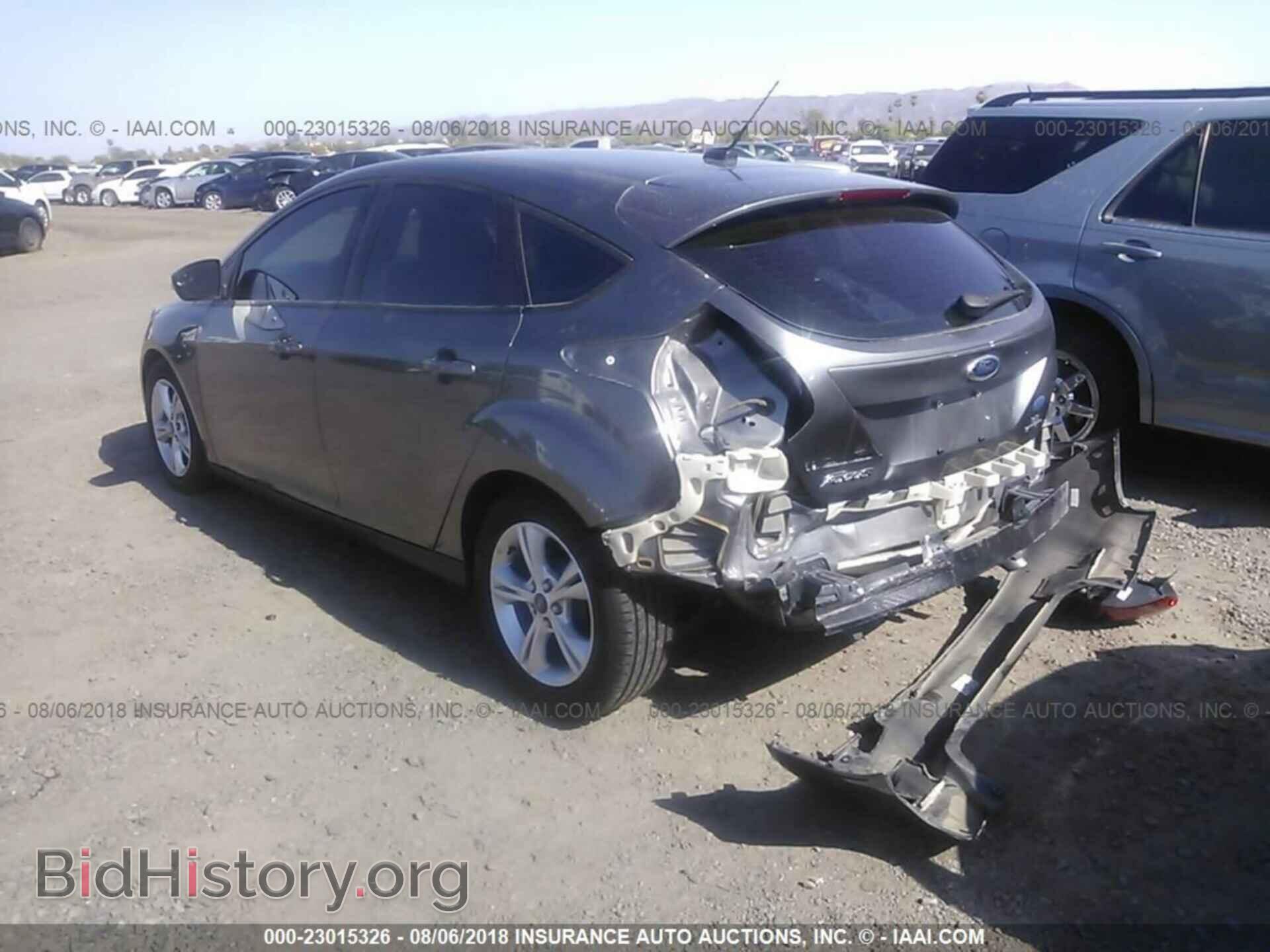 2014 Ford Focus - VIN: 1FADP3K28EL350193 - Photo 3