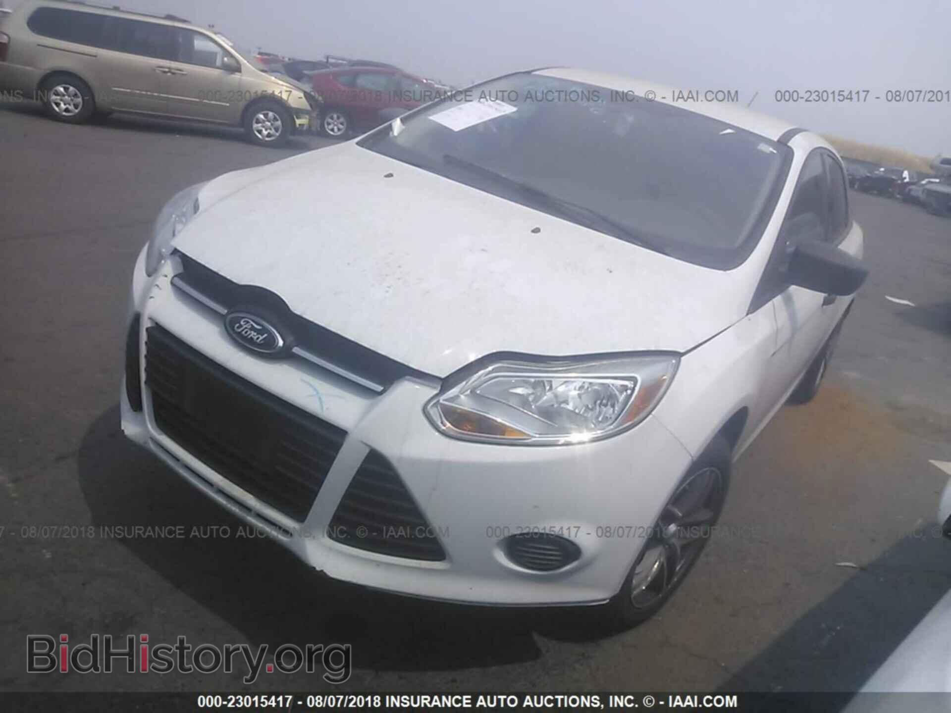 2013 Ford Focus - VIN: 1FADP3E25DL170924 - Photo 2