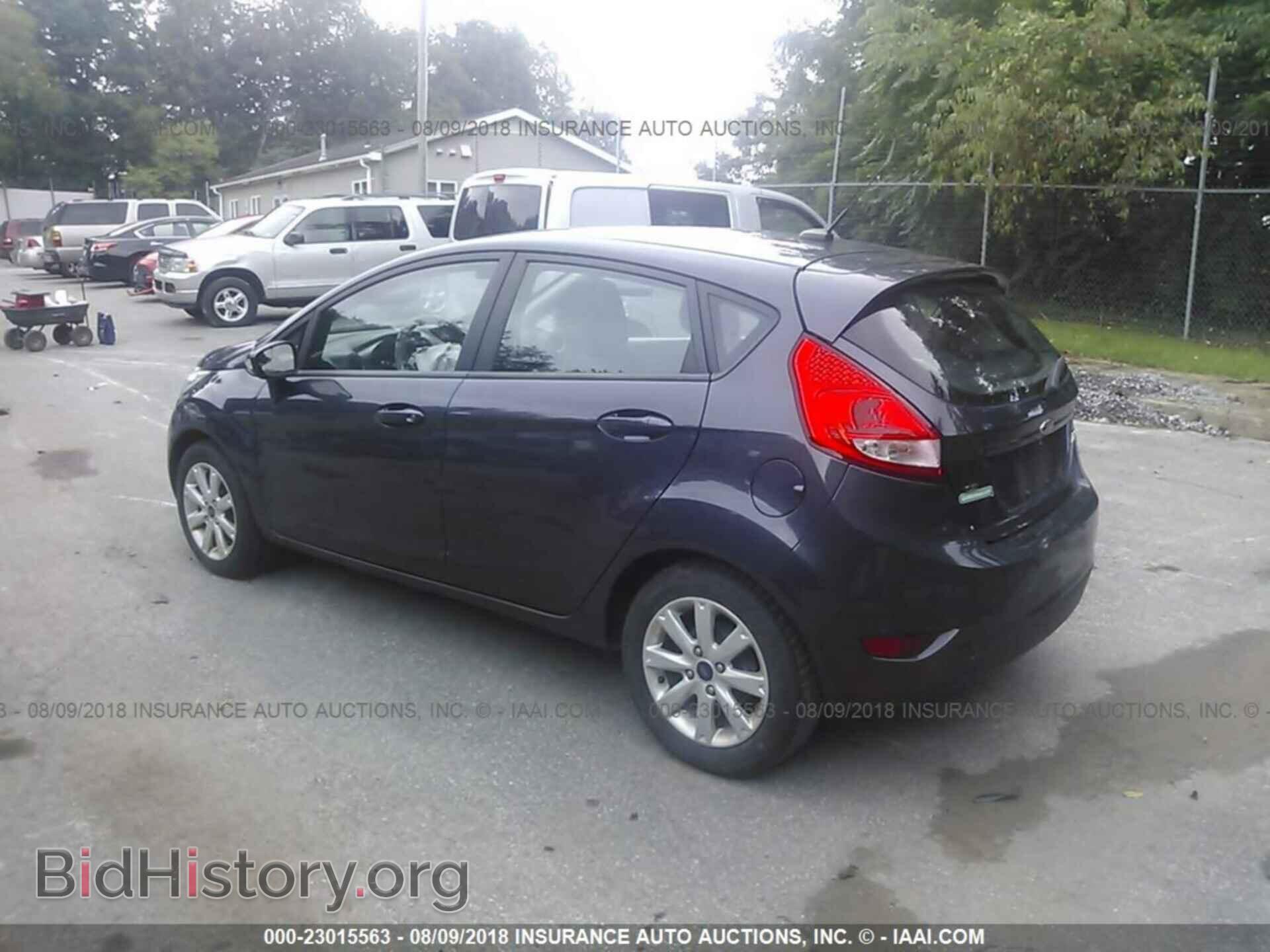 2013 Ford Fiesta - VIN: 3FADP4EJ6DM219589 - Photo 3