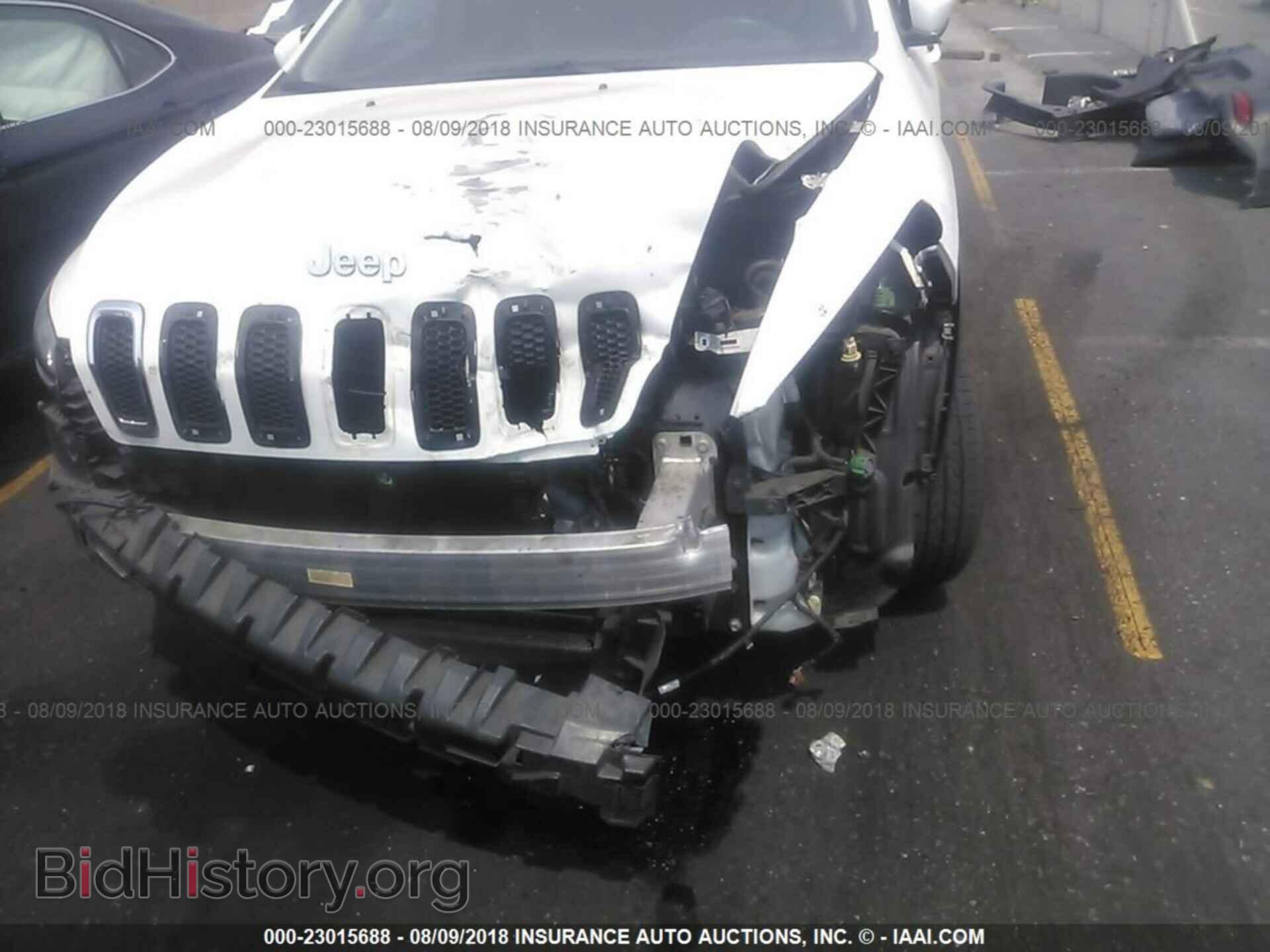 2014 Jeep Cherokee - VIN: 1C4PJLCS3EW223793 - Фото 6