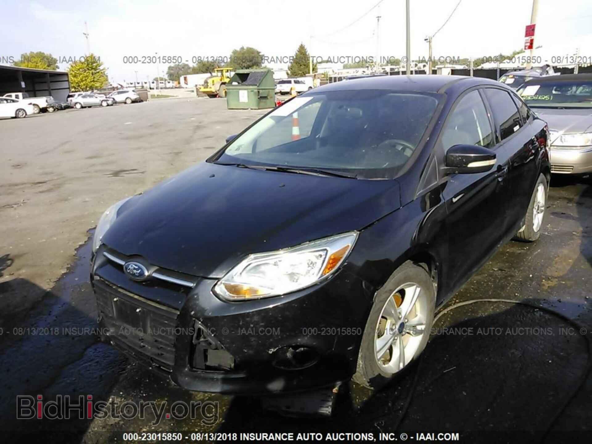 2013 Ford Focus - VIN: 1FADP3F26DL125392 - Photo 2