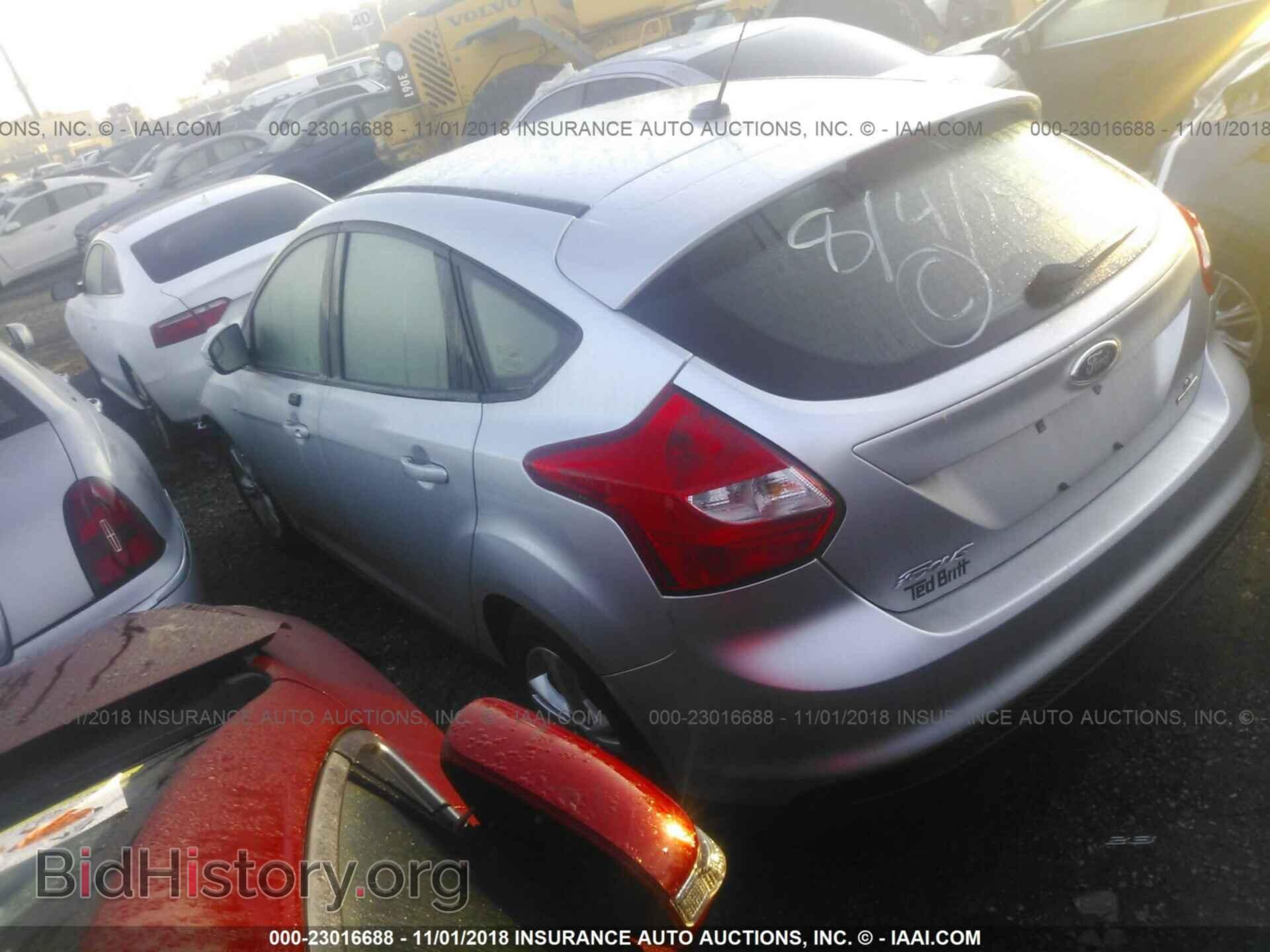 2014 Ford Focus - VIN: 1FADP3K22EL262854 - Фото 3