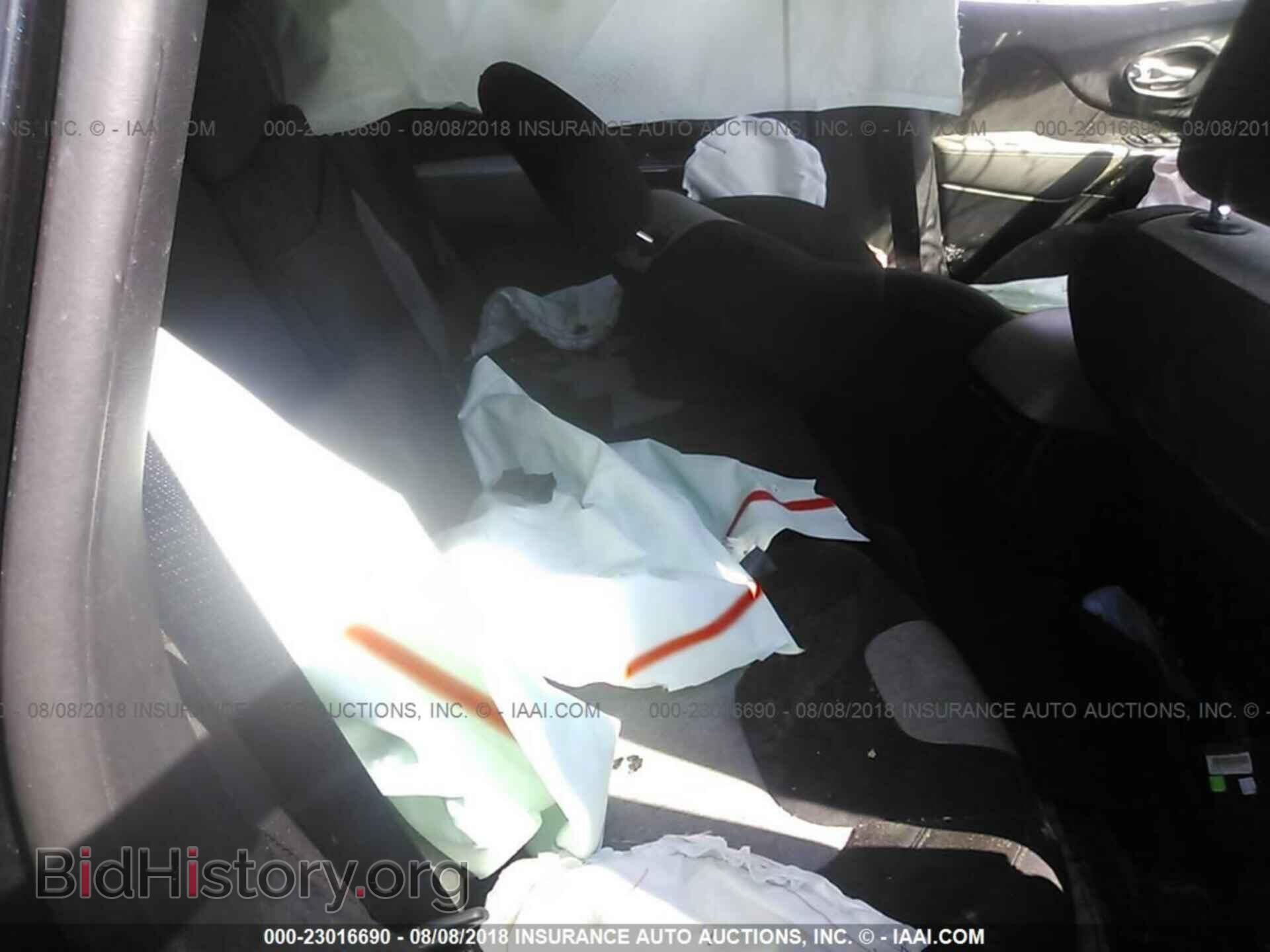 2014 Jeep Cherokee - VIN: 1C4PJLCB2EW165370 - Фото 8
