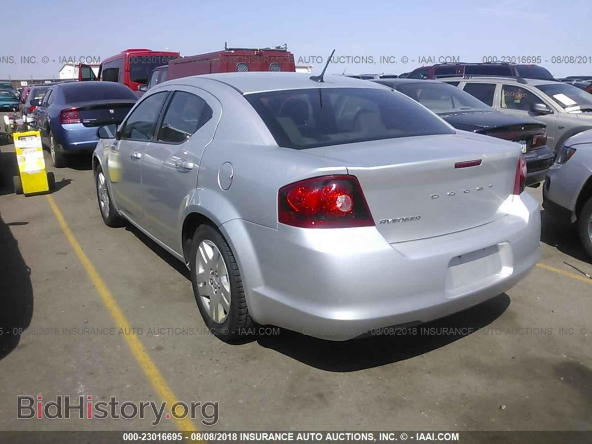 2011 DODGE AVENGER - VIN: 1B3BD4FB7BN579220 - Фото 3
