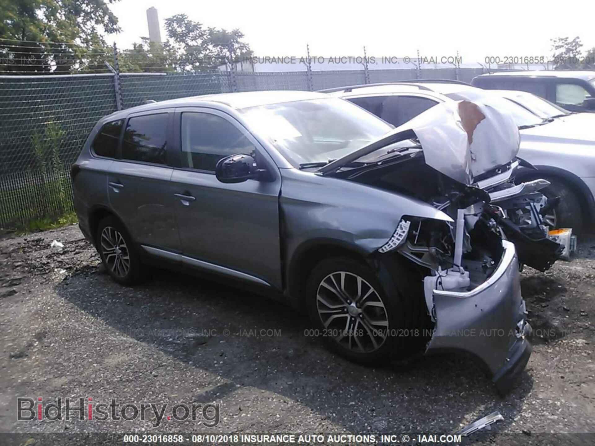 Photo JA4AZ2A31HZ014876 - Mitsubishi Outlander 2017