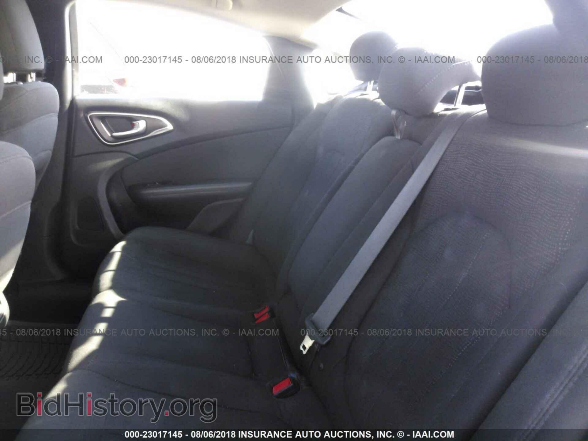 2015 Chrysler 200 - VIN: 1C3CCCAB6FN704824 - Photo 8