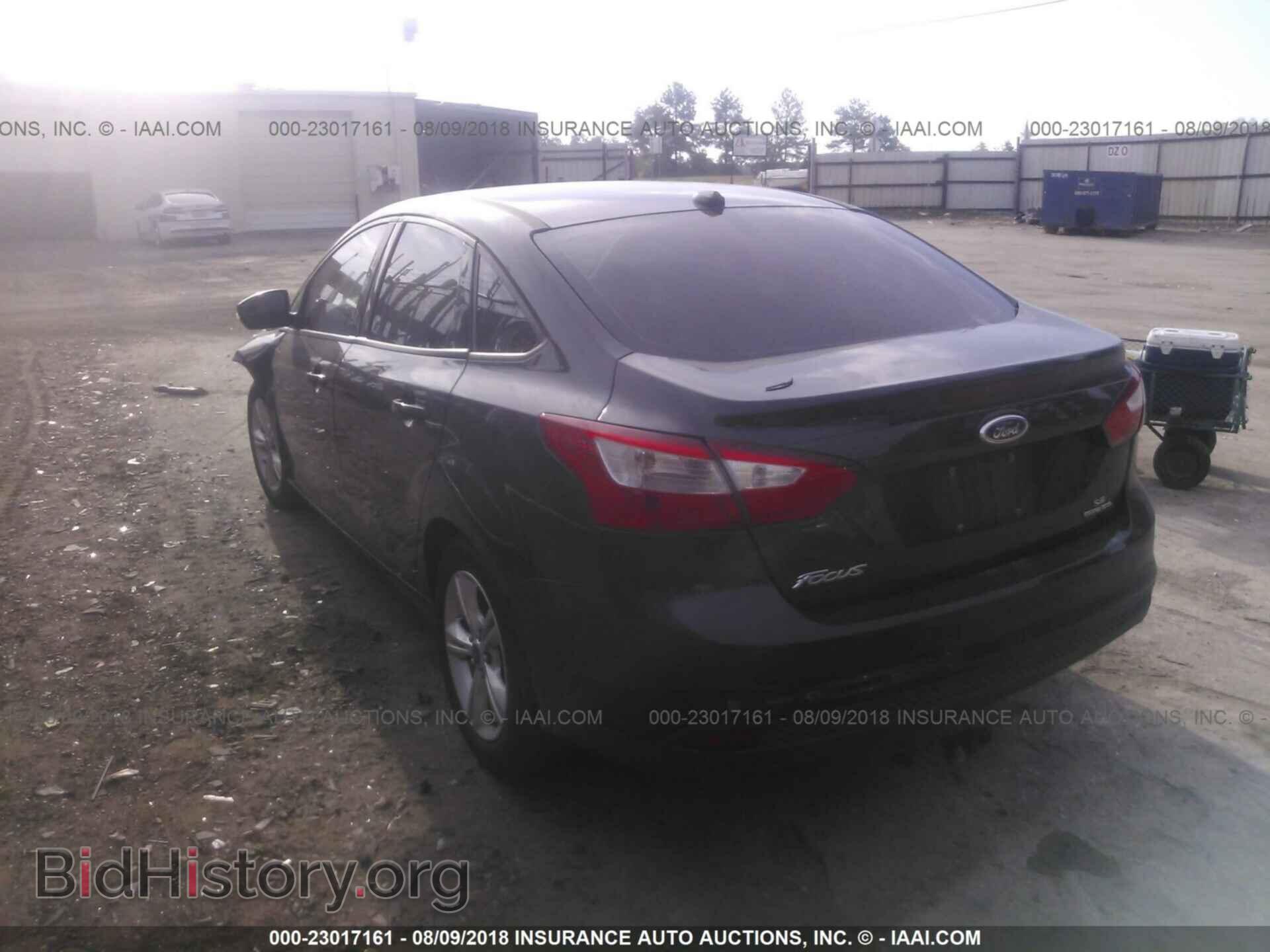 2014 Ford Focus - VIN: 1FADP3F20EL139922 - Фото 3