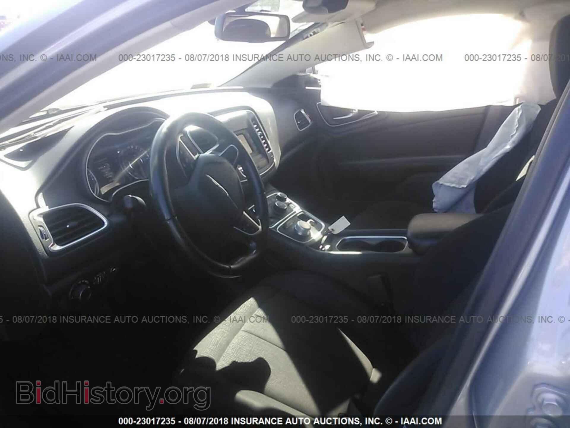 2015 Chrysler 200 - VIN: 1C3CCCAB9FN684696 - Photo 5