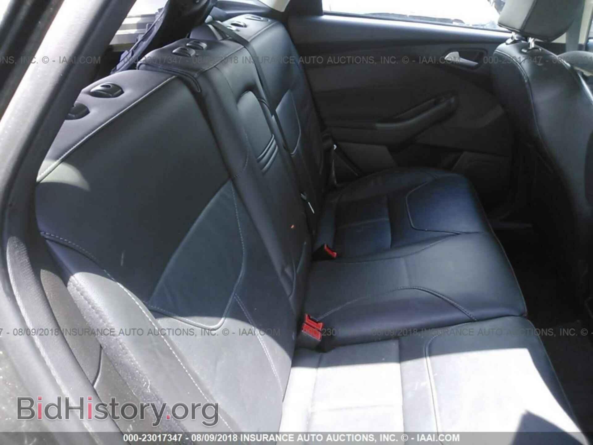 2016 Ford Focus - VIN: 1FADP3K21GL289045 - Photo 8