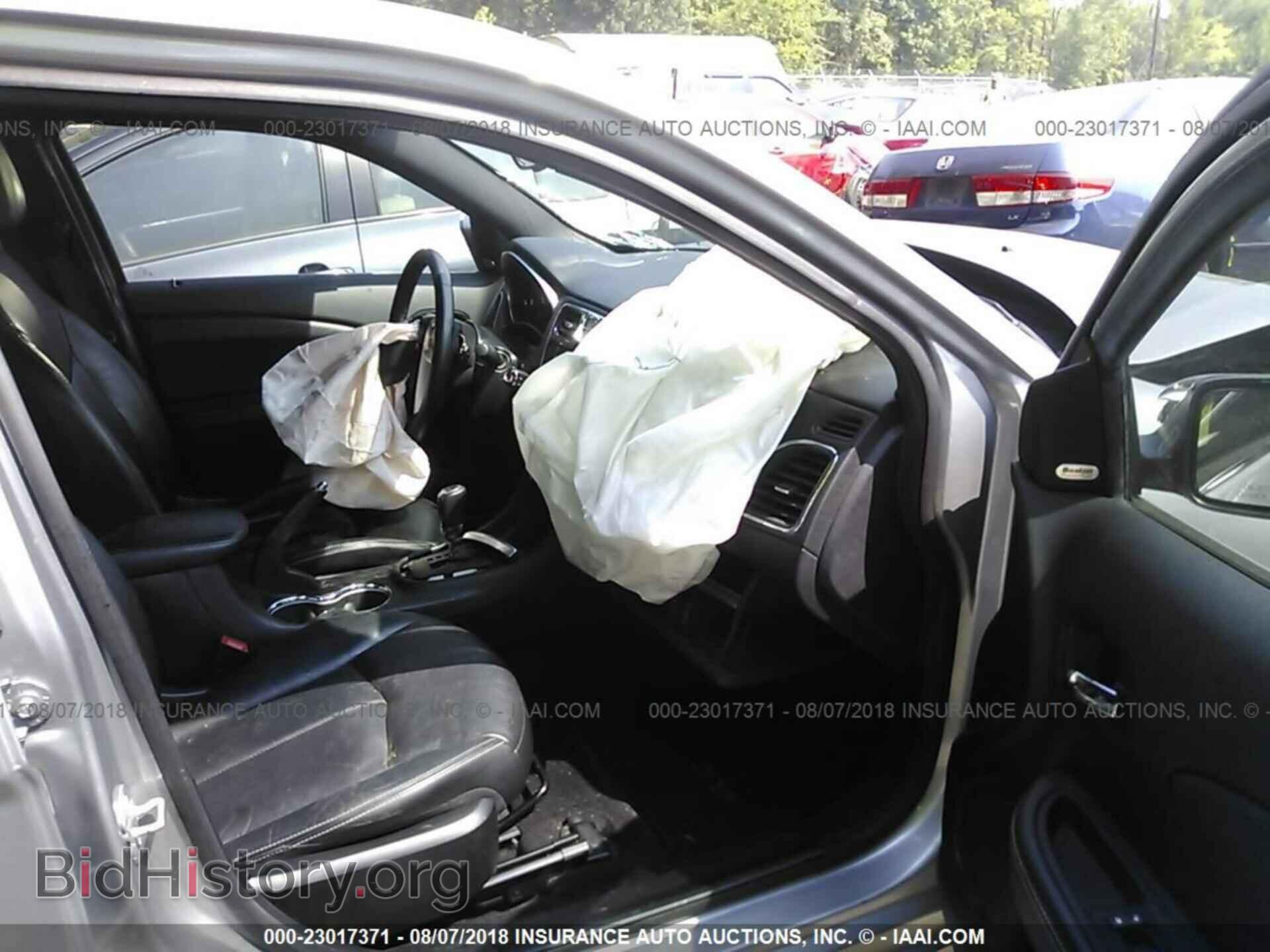2013 Chrysler 200 - VIN: 1C3CCBCGXDN701120 - Фото 5