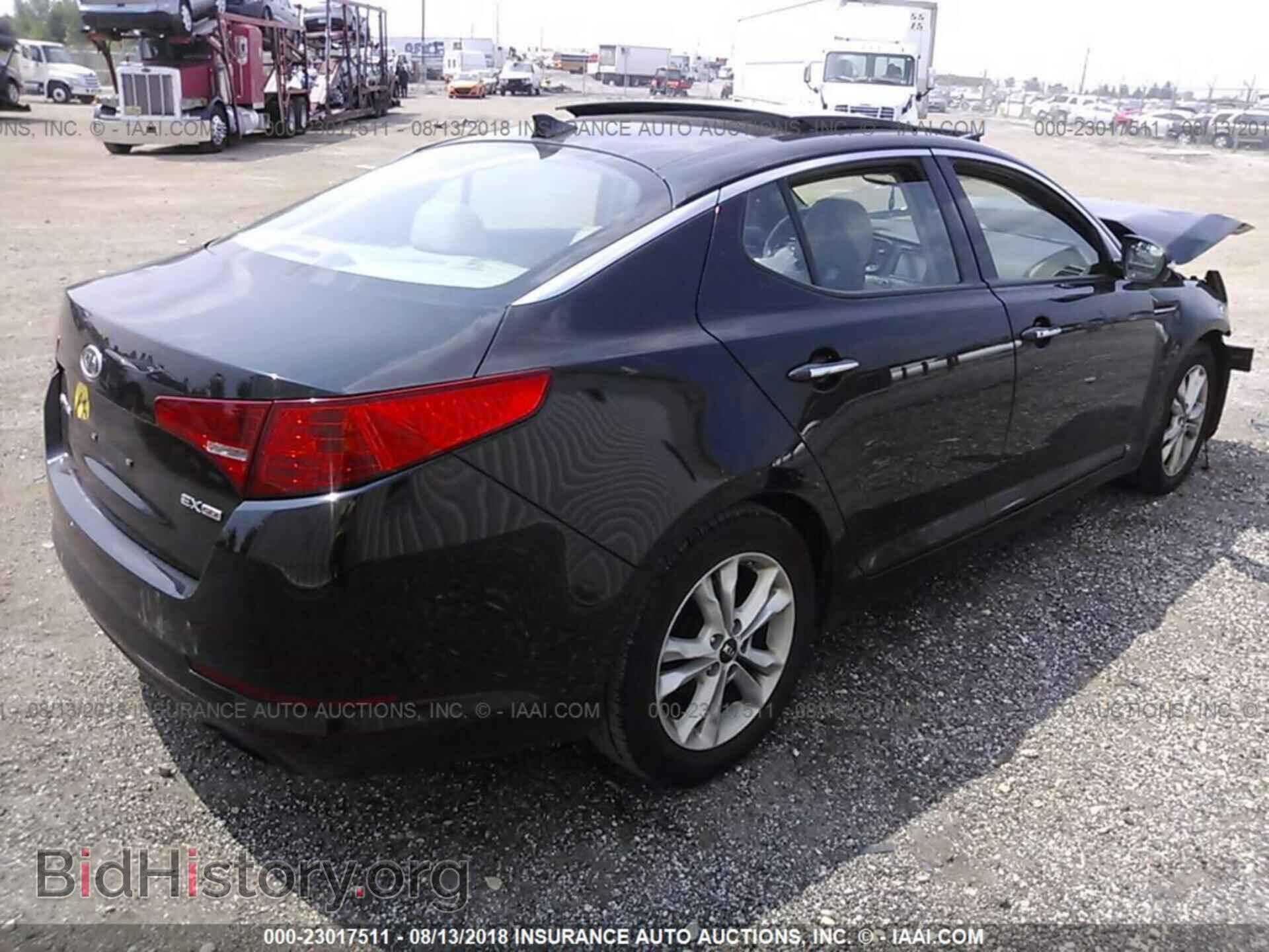 2011 Kia Optima - VIN: KNAGN4A79B5102967 - Фото 4