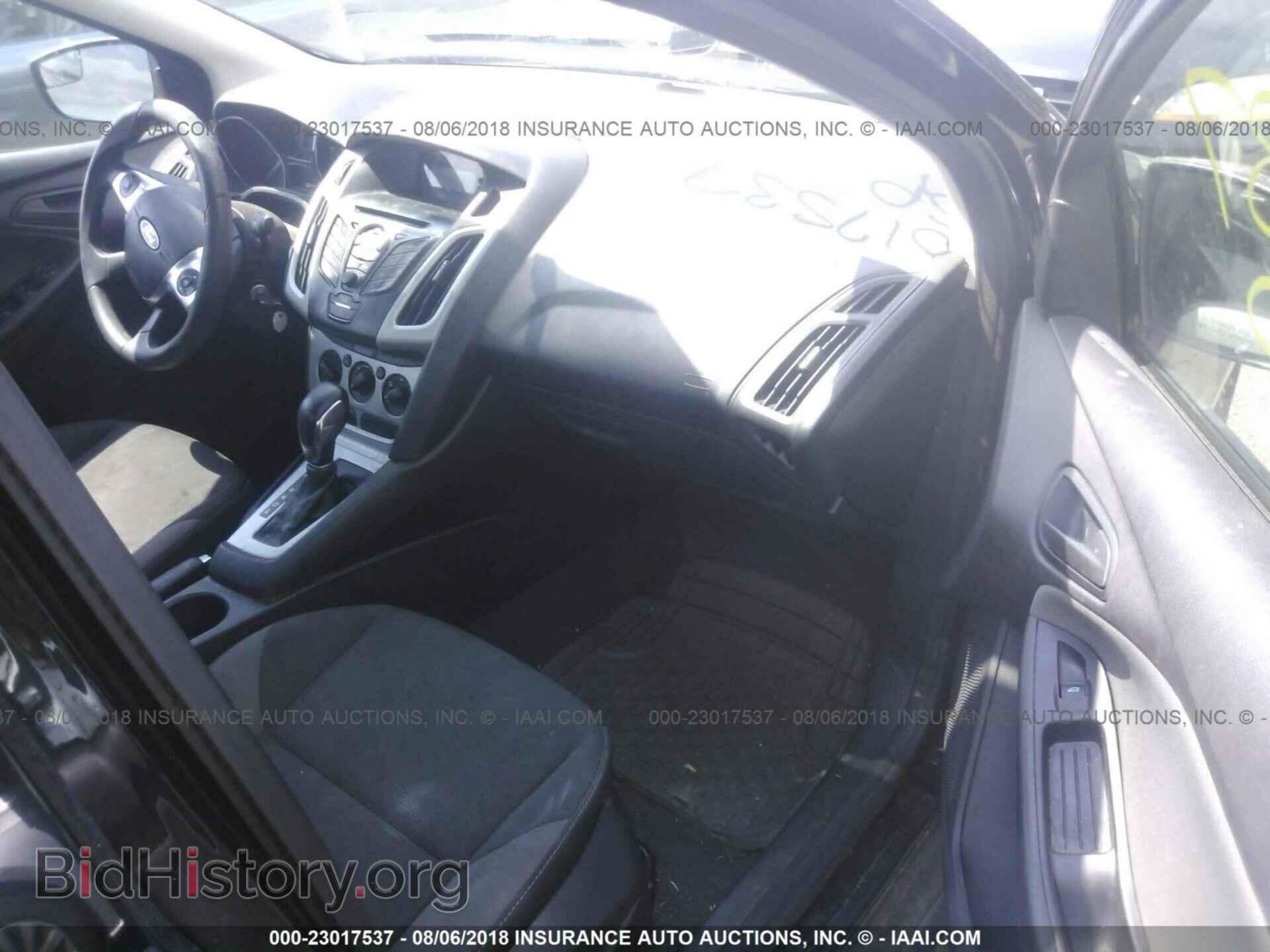 2012 Ford Focus - VIN: 1FAHP3F22CL131836 - Photo 5