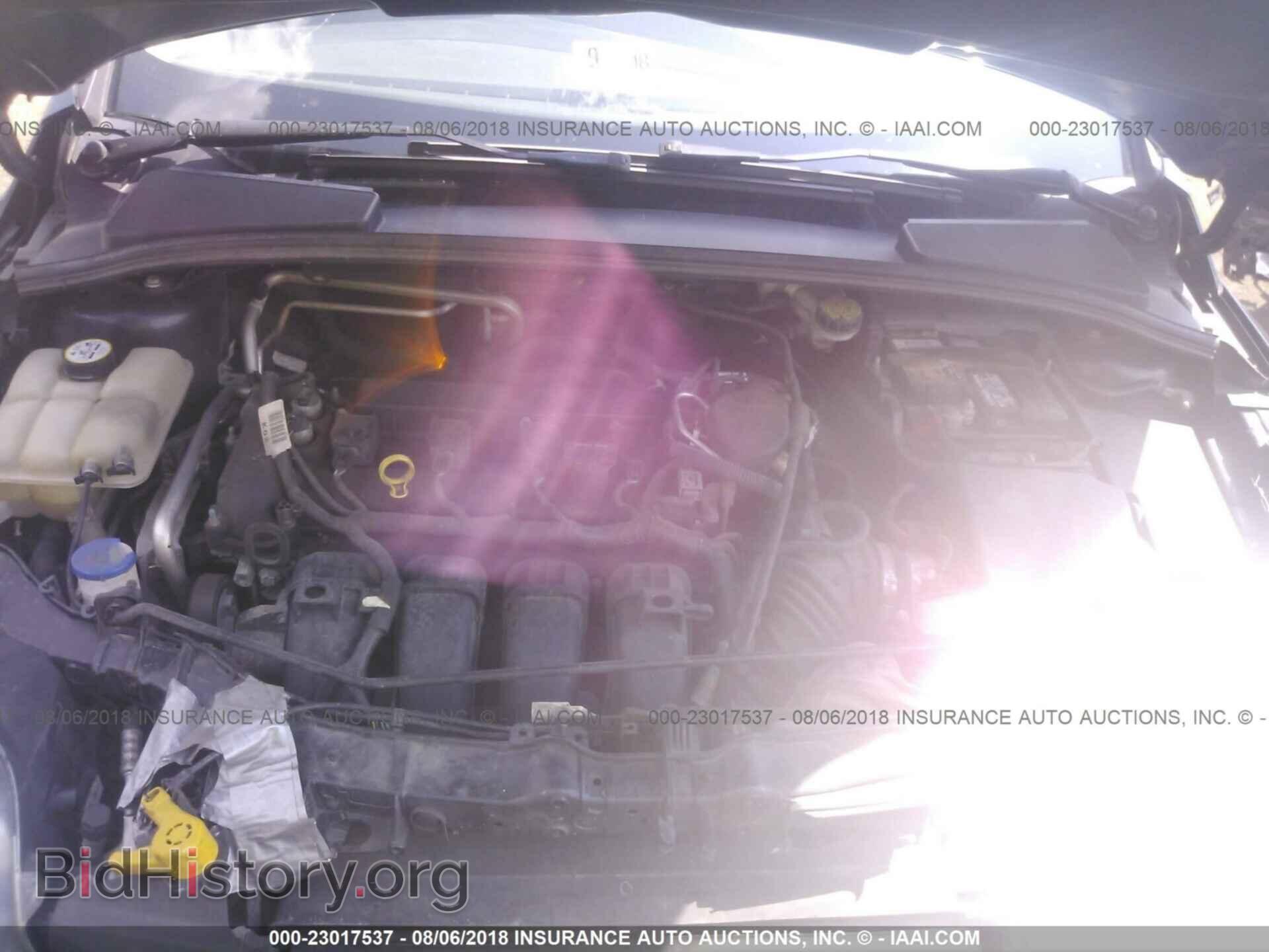 2012 Ford Focus - VIN: 1FAHP3F22CL131836 - Photo 10
