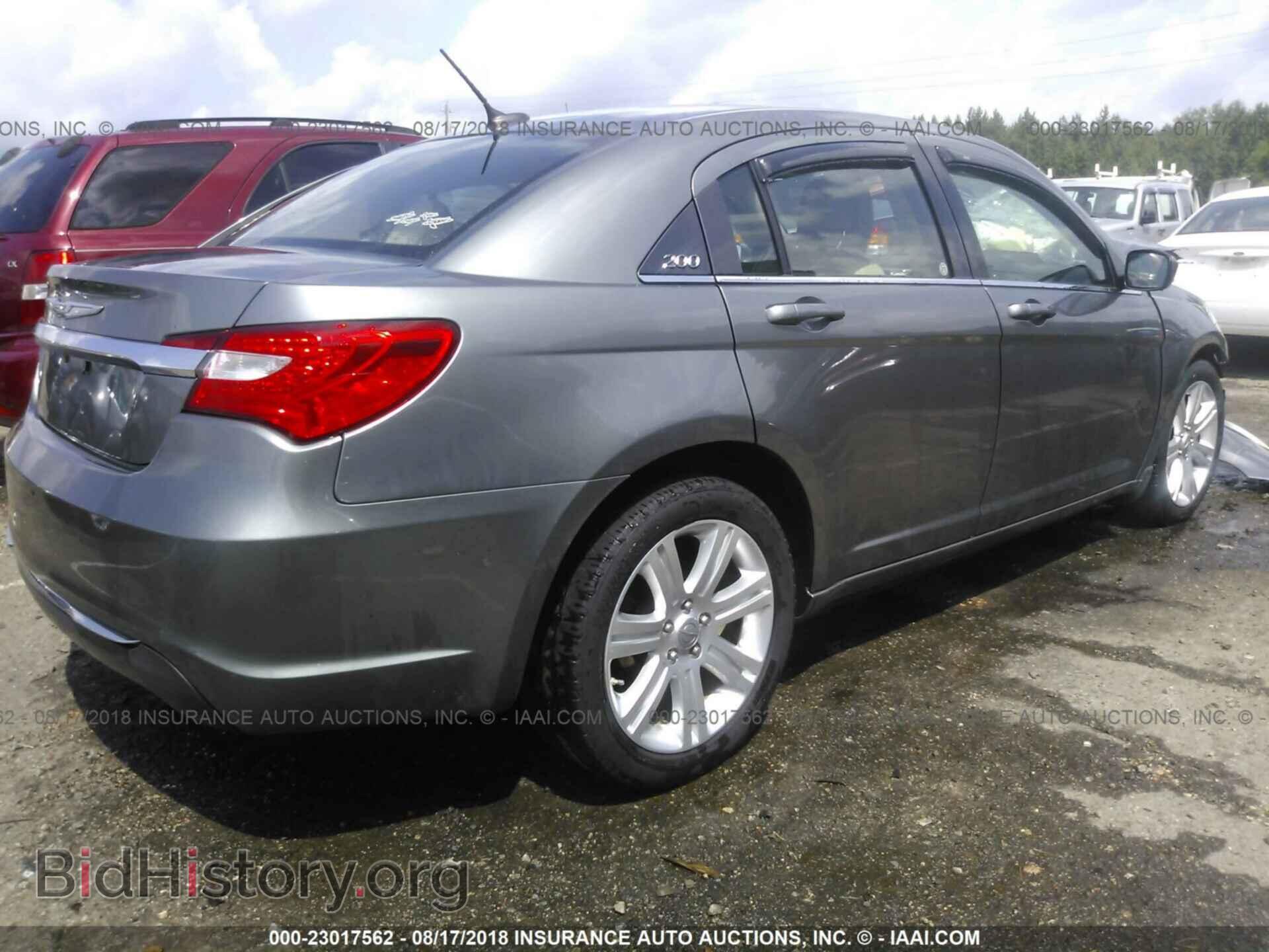 2012 Chrysler 200 - VIN: 1C3CCBBB4CN142670 - Photo 4
