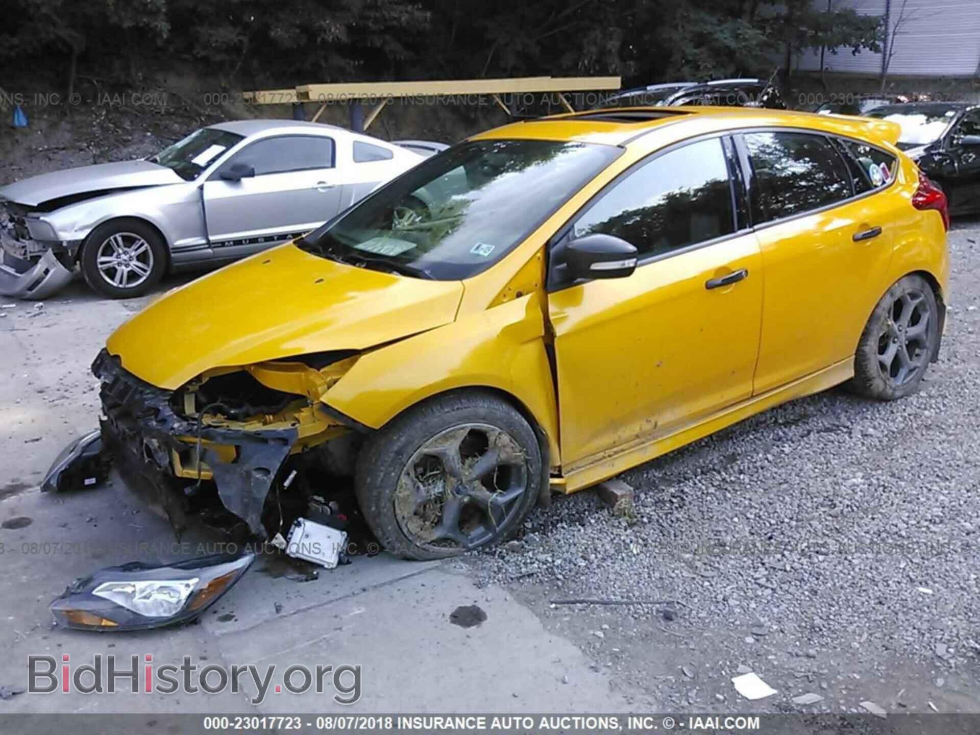 2014 Ford Focus - VIN: 1FADP3L96EL388016 - Фото 2