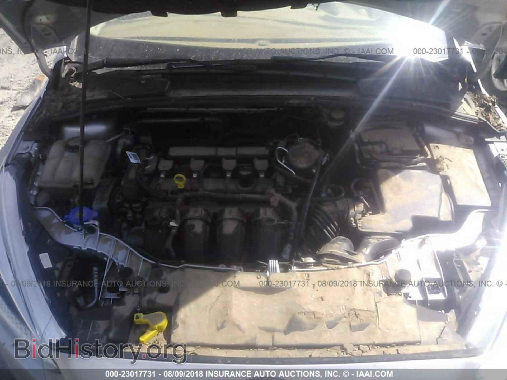 2016 Ford Focus - VIN: 1FADP3E23GL257869 - Фото 10