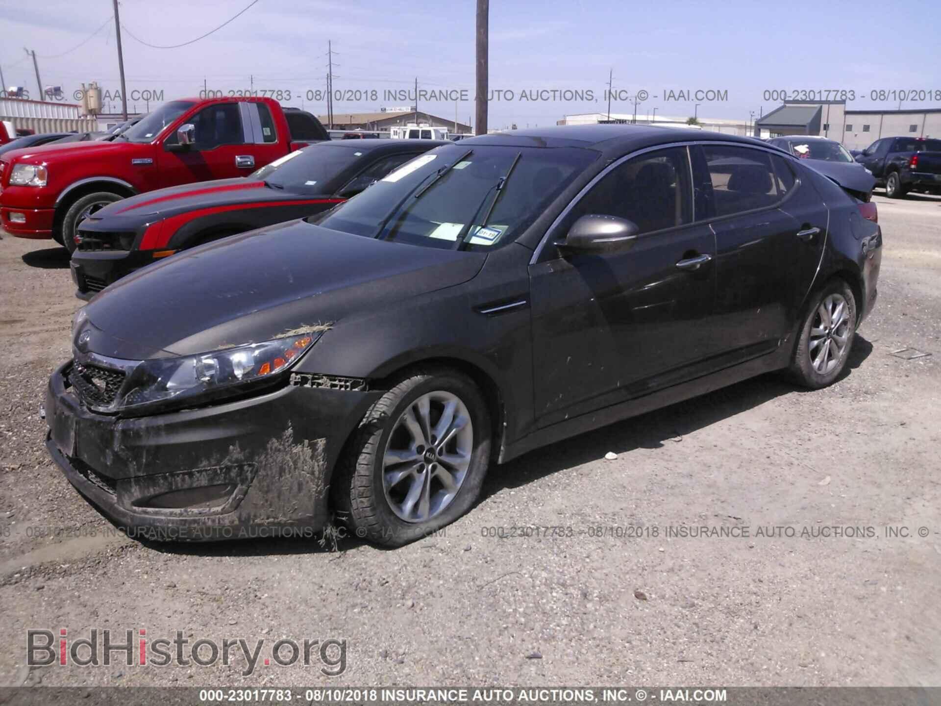 2011 Kia Optima - VIN: KNAGN4A73B5064779 - Фото 2