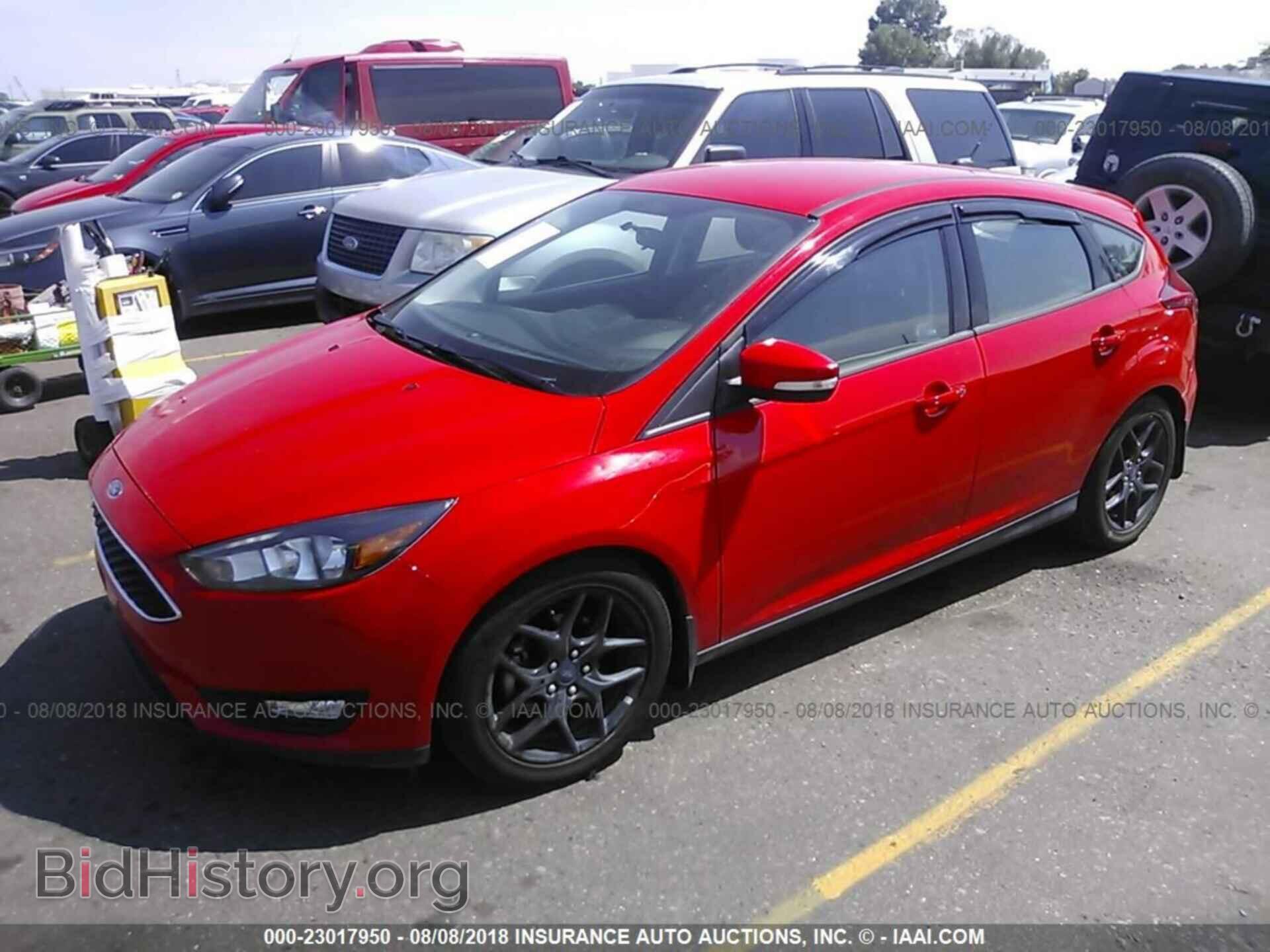 2016 Ford Focus - VIN: 1FADP3K28GL339942 - Фото 2