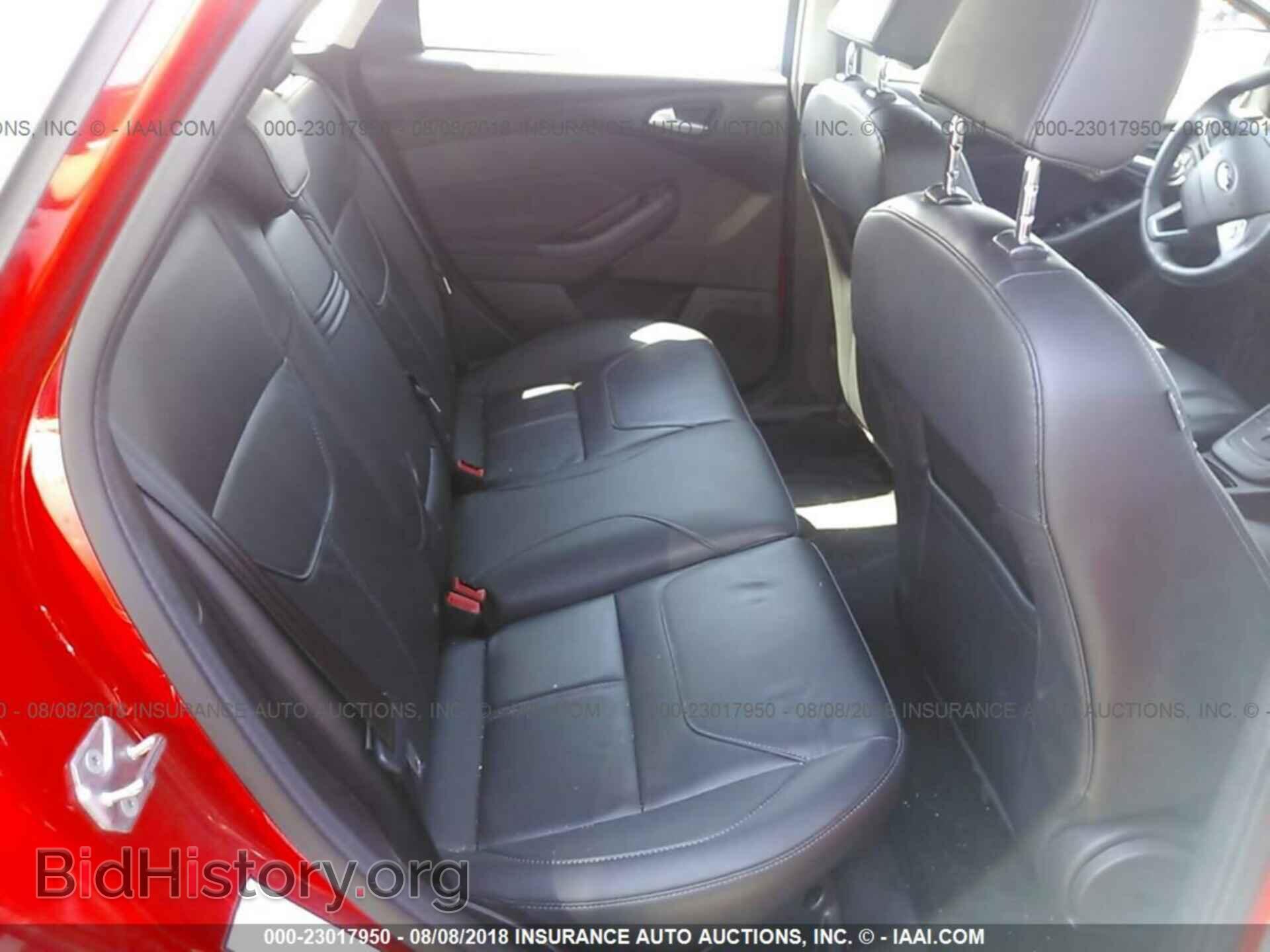 2016 Ford Focus - VIN: 1FADP3K28GL339942 - Фото 8