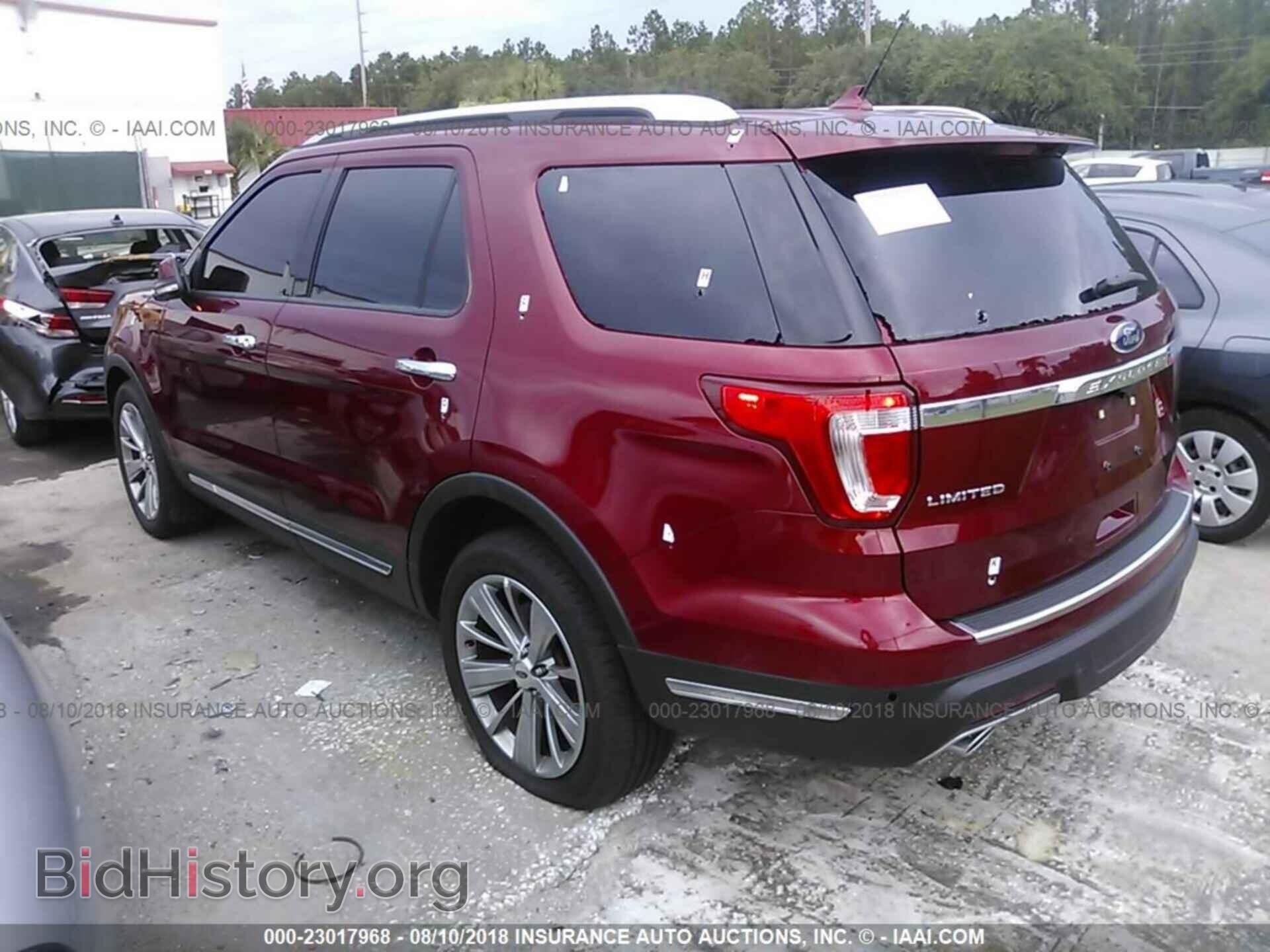 2018 Ford Explorer - VIN: 1FM5K7F84JGA21492 - Фото 3