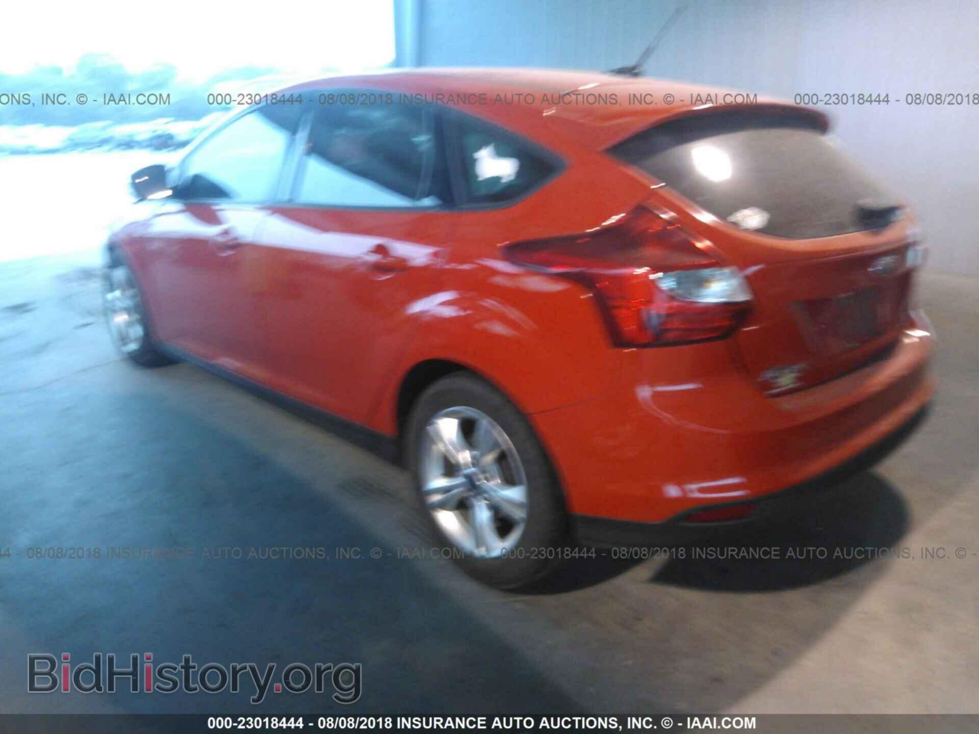 2014 Ford Focus - VIN: 1FADP3K29EL132781 - Фото 3