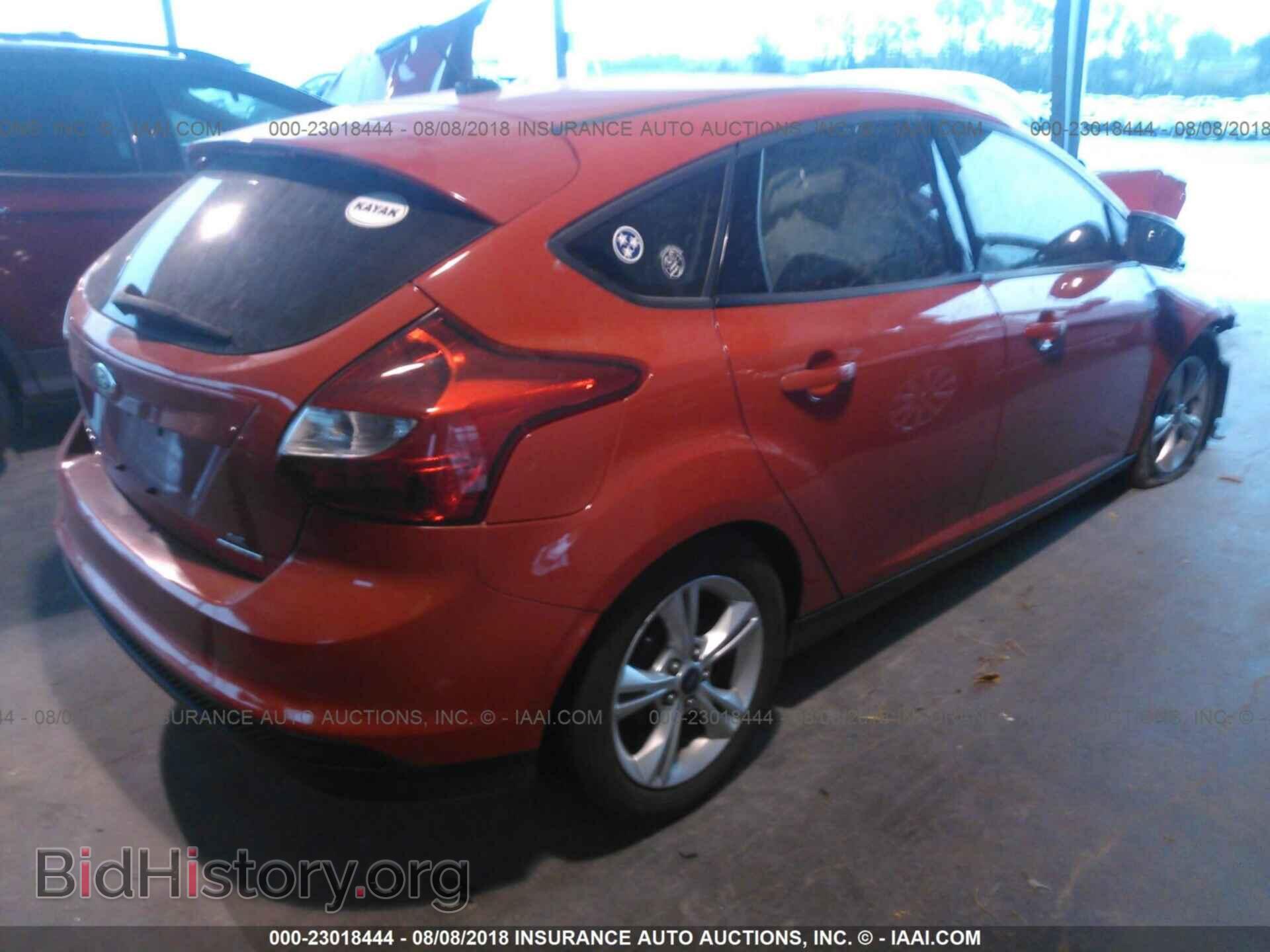 2014 Ford Focus - VIN: 1FADP3K29EL132781 - Фото 4