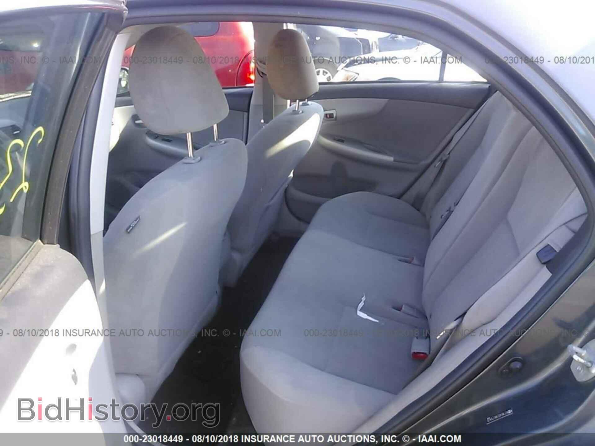 2011 Toyota Corolla - VIN: 2T1BU4EEXBC712470 - Photo 8