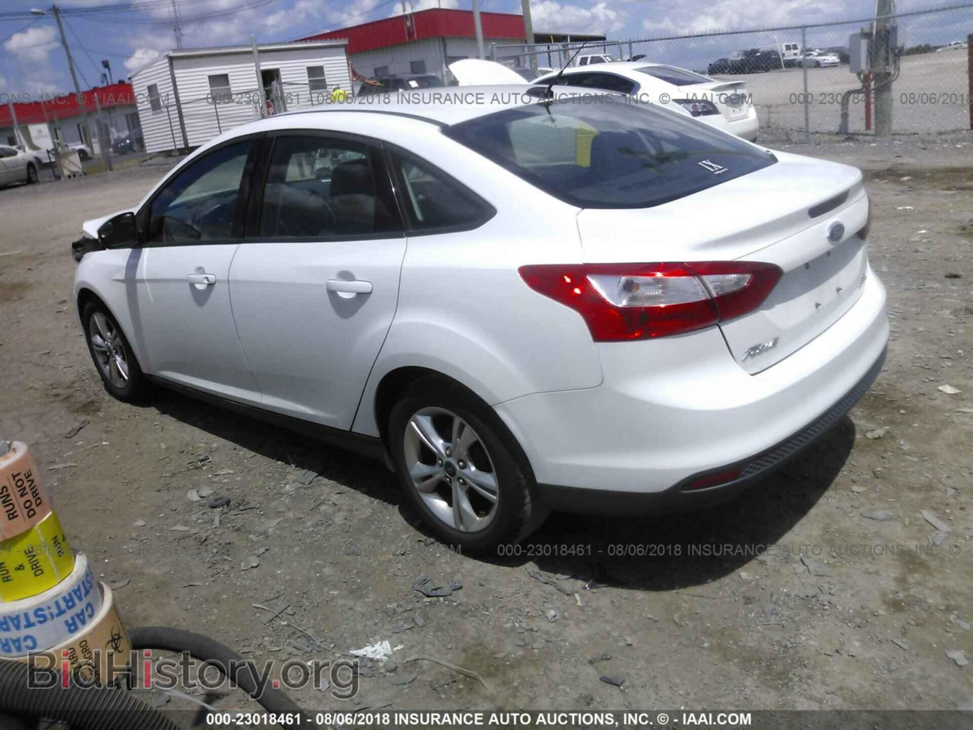2013 Ford Focus - VIN: 1FADP3F28DL296810 - Photo 3