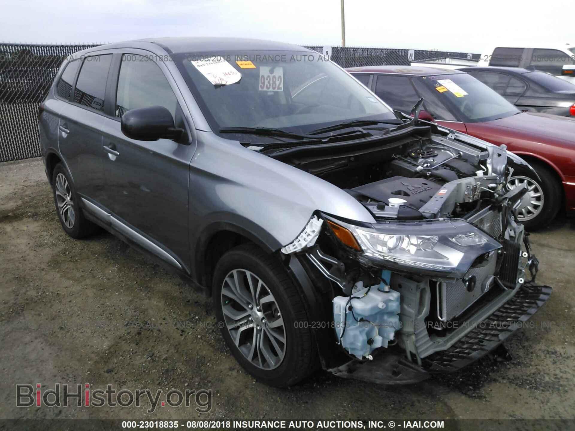 Photo JA4AD2A37HZ058654 - Mitsubishi Outlander 2017