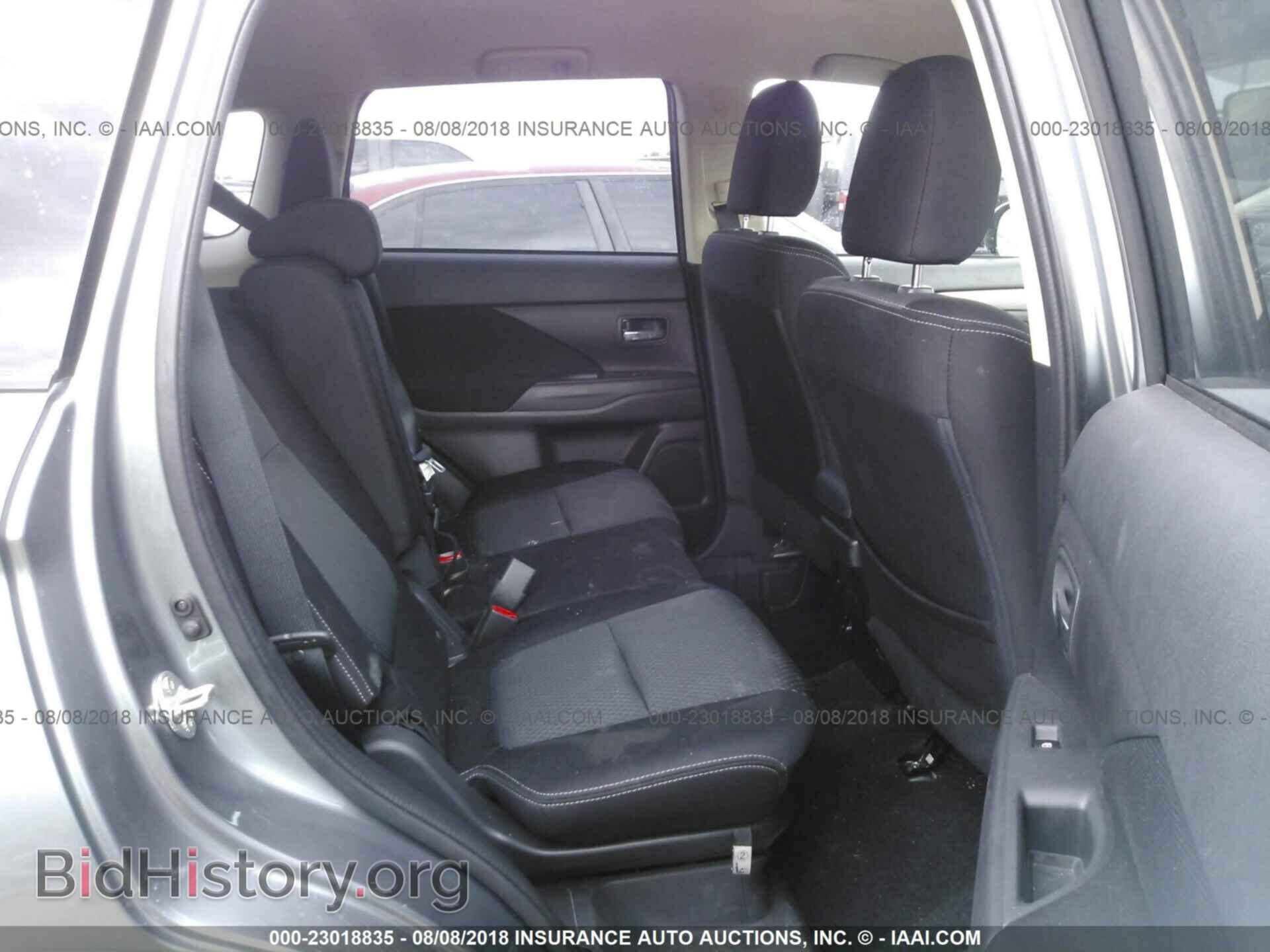 2017 Mitsubishi Outlander - VIN: JA4AD2A37HZ058654 - Фото 8