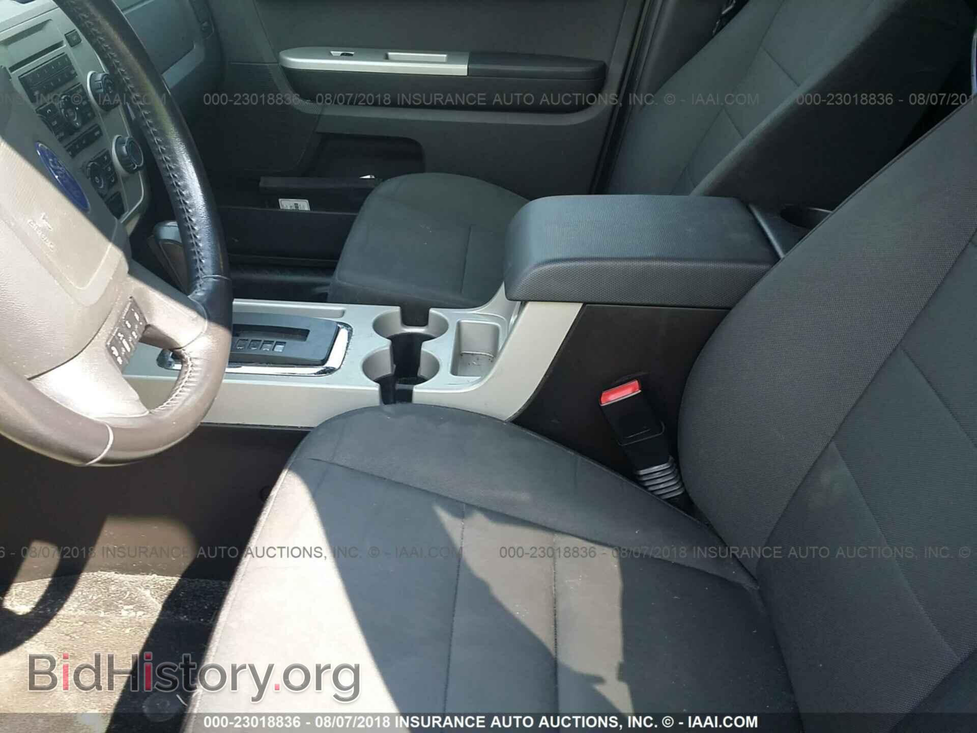 2012 Ford Escape - VIN: 1FMCU0D75CKB82260 - Фото 8