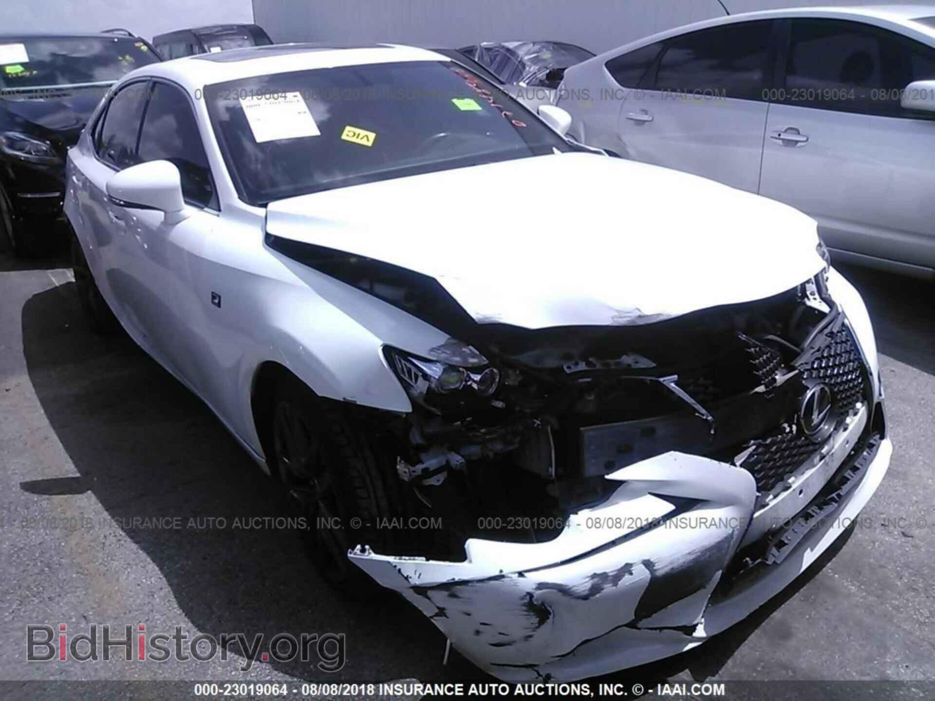 Фотография JTHBF1D24F5071480 - Lexus Is 2015