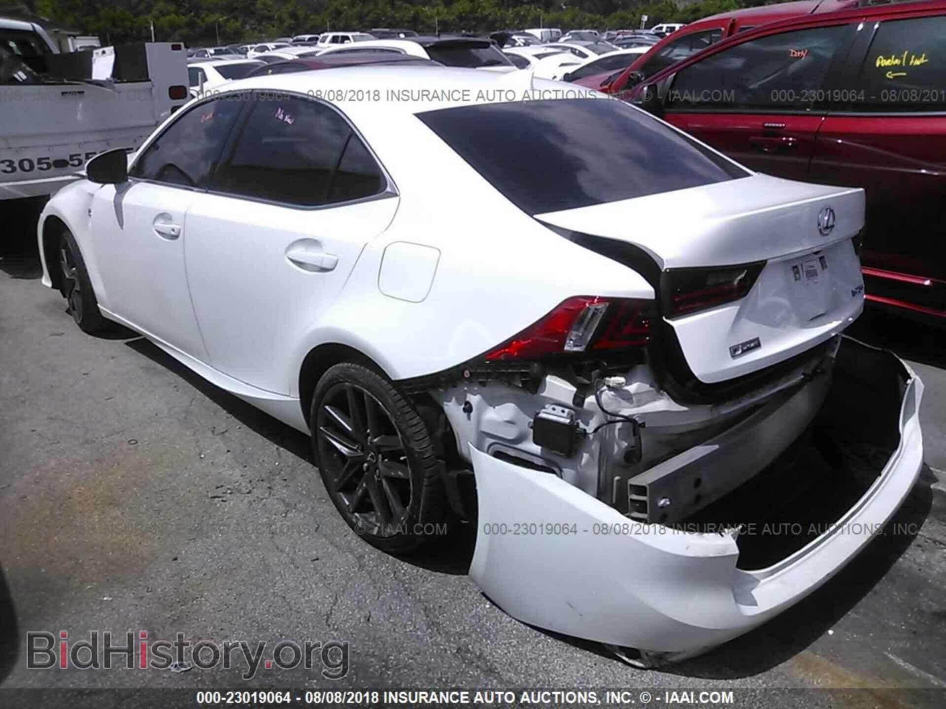 2015 Lexus Is - VIN: JTHBF1D24F5071480 - Photo 3