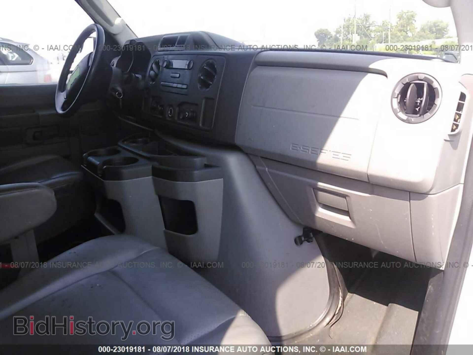2011 Ford Econoline - VIN: 1FTNE1EW0BDB32732 - Фото 5