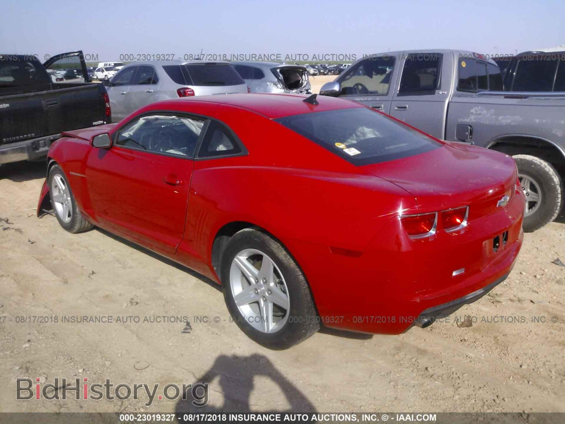 2011 Chevrolet Camaro - VIN: 2G1FB1ED5B9109724 - Фото 3