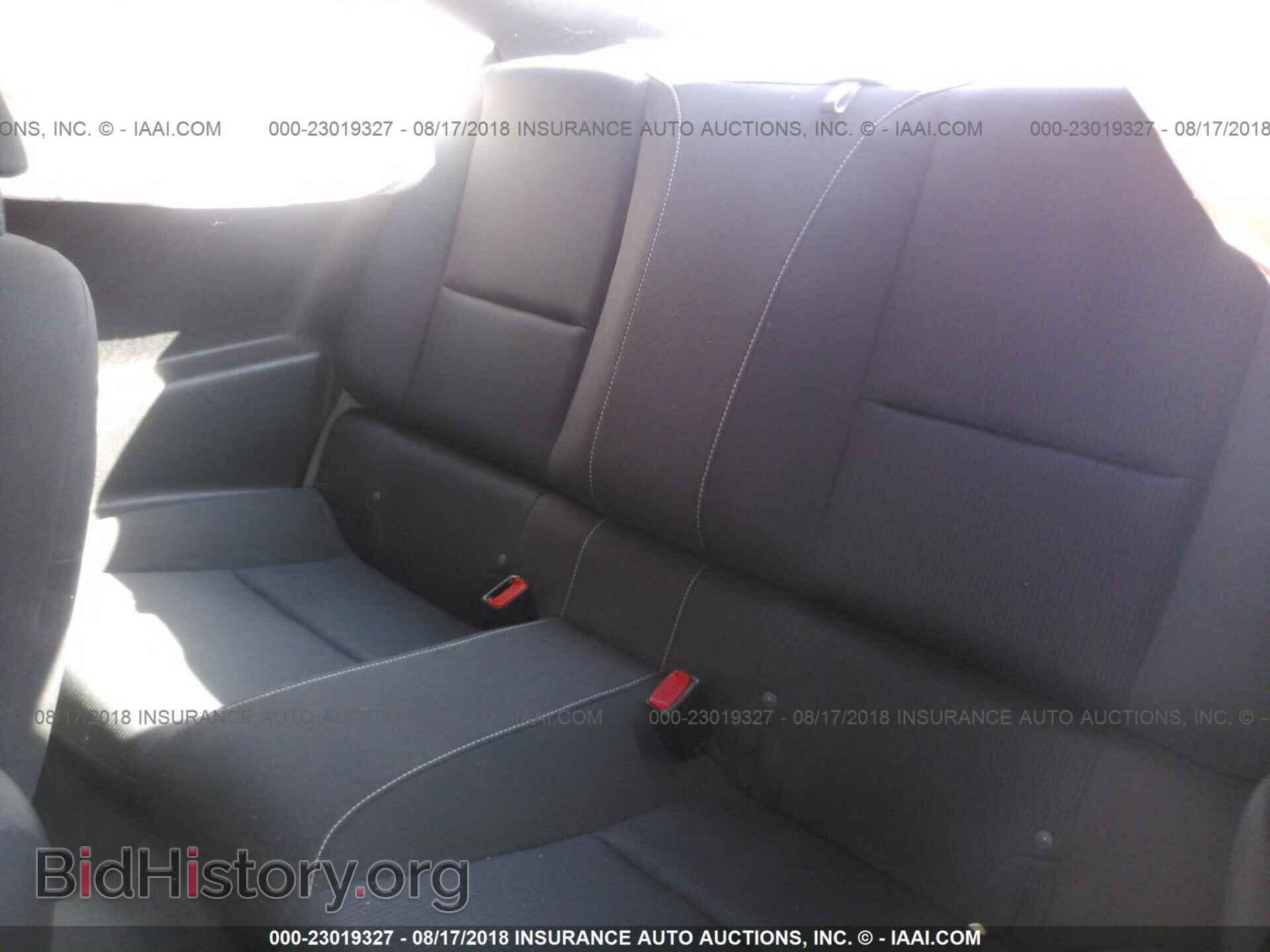 2011 Chevrolet Camaro - VIN: 2G1FB1ED5B9109724 - Фото 8