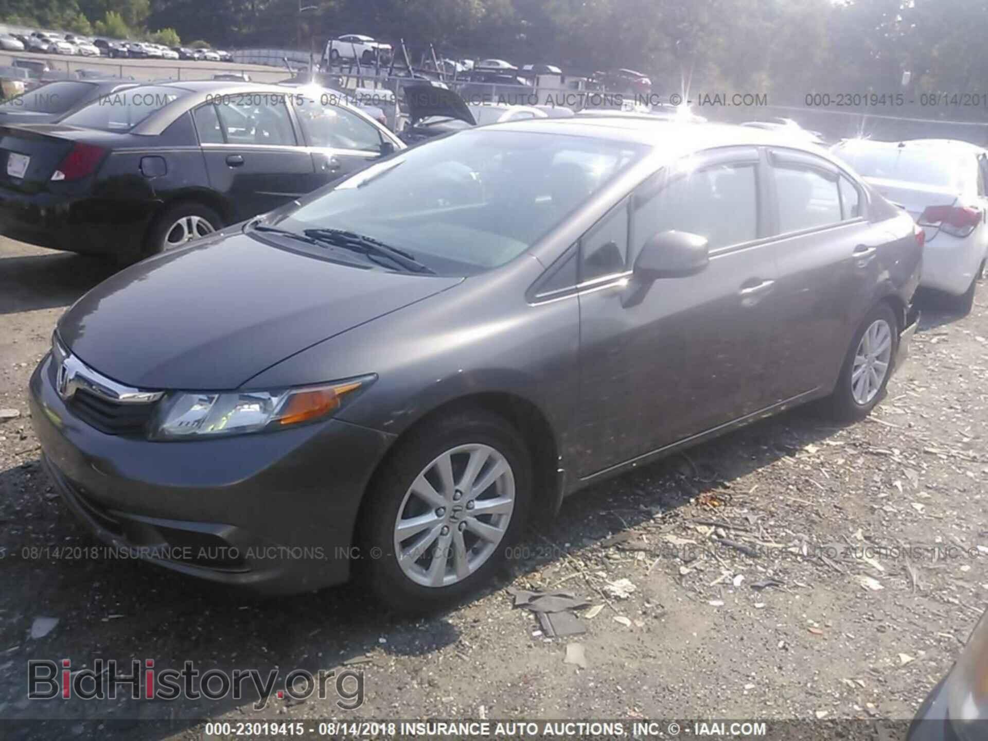 2012 Honda Civic - VIN: 19XFB2F90CE076237 - Фото 2