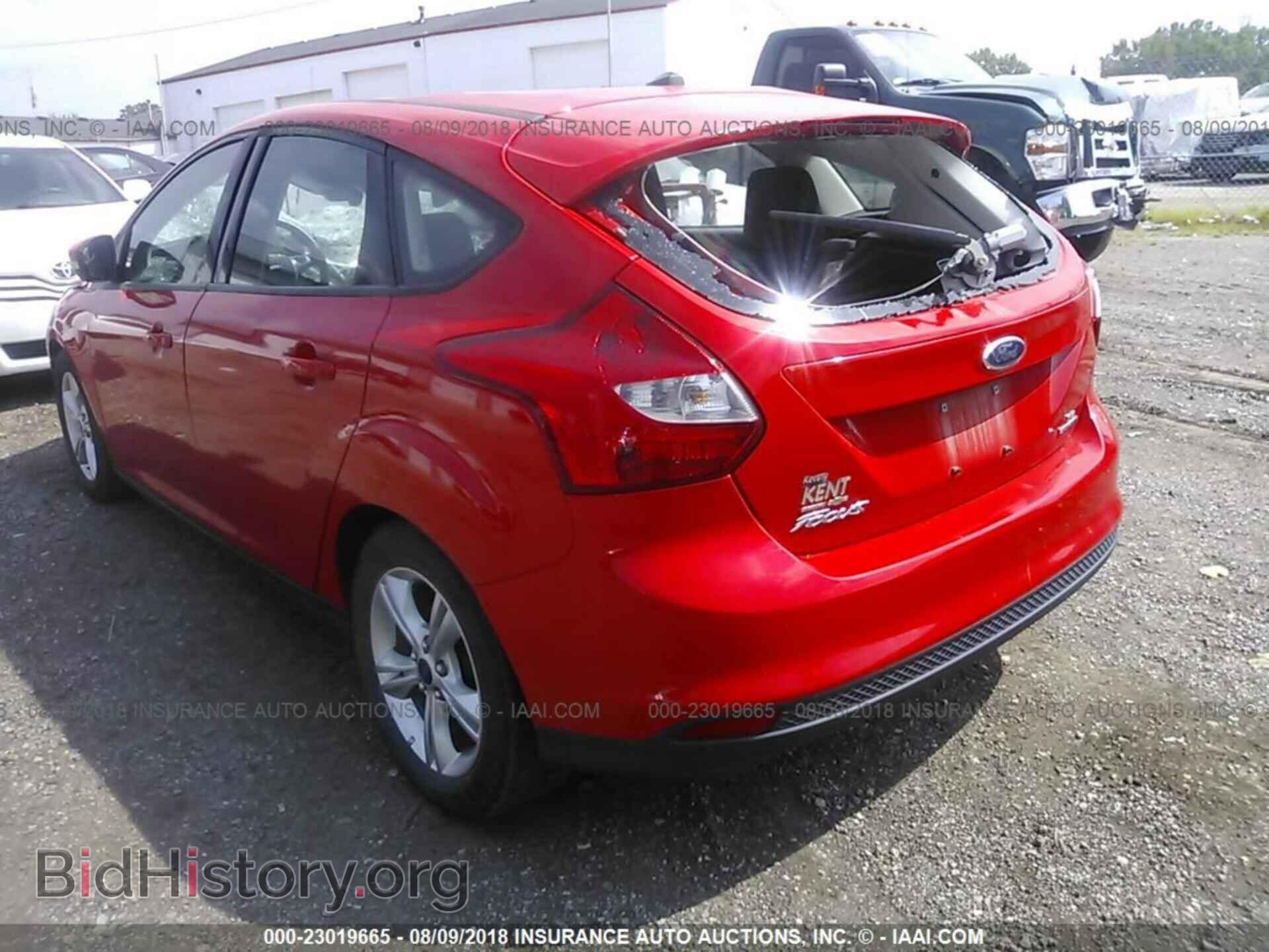 2014 Ford Focus - VIN: 1FADP3K22EL157585 - Фото 3