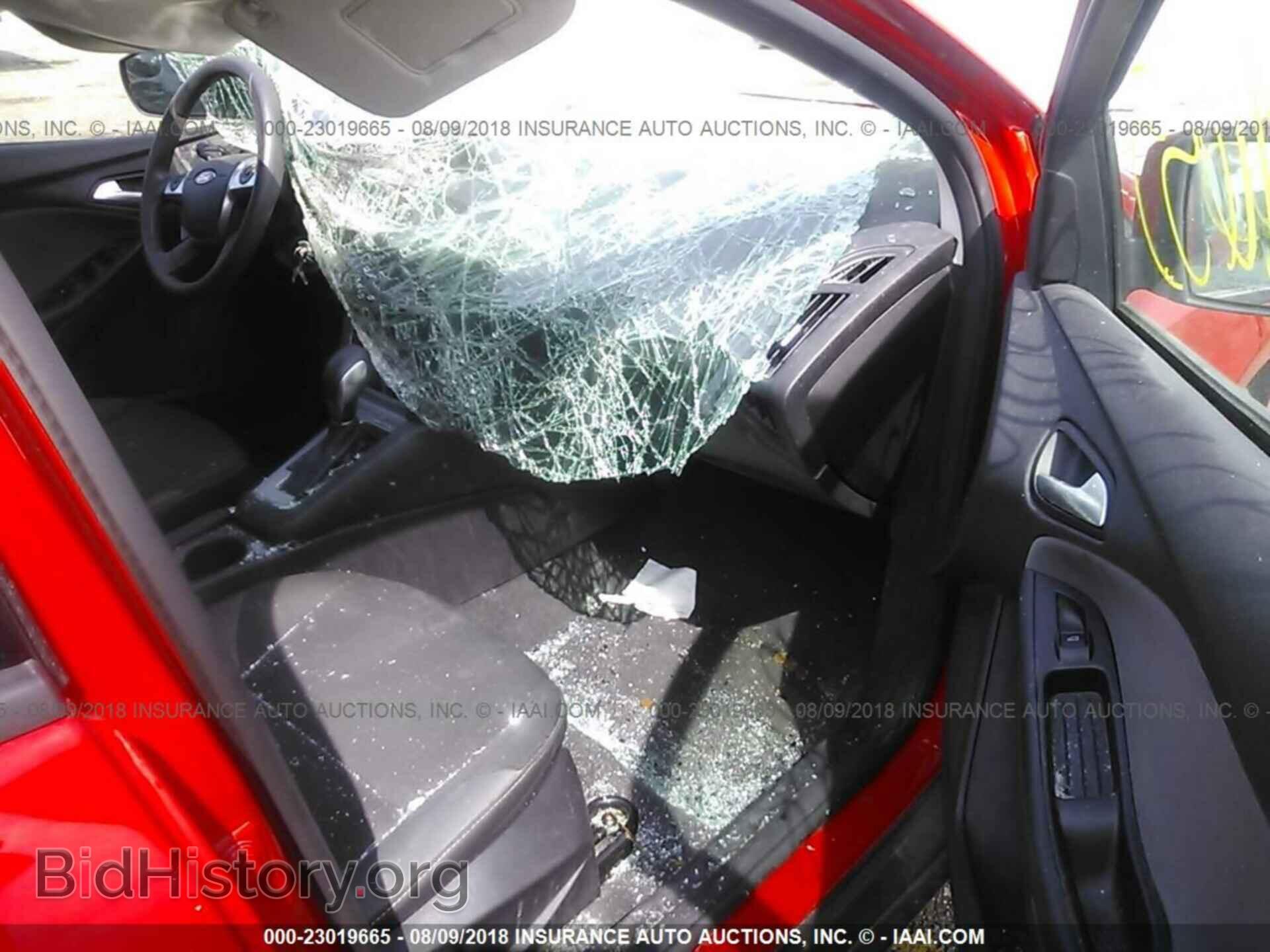2014 Ford Focus - VIN: 1FADP3K22EL157585 - Фото 5