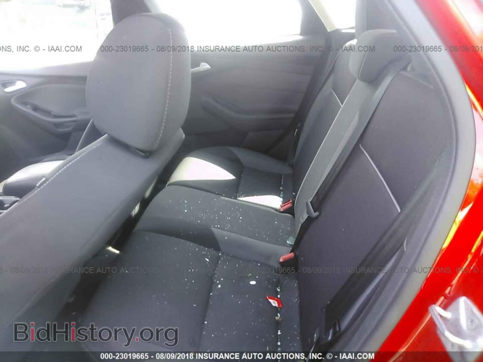 2014 Ford Focus - VIN: 1FADP3K22EL157585 - Фото 8