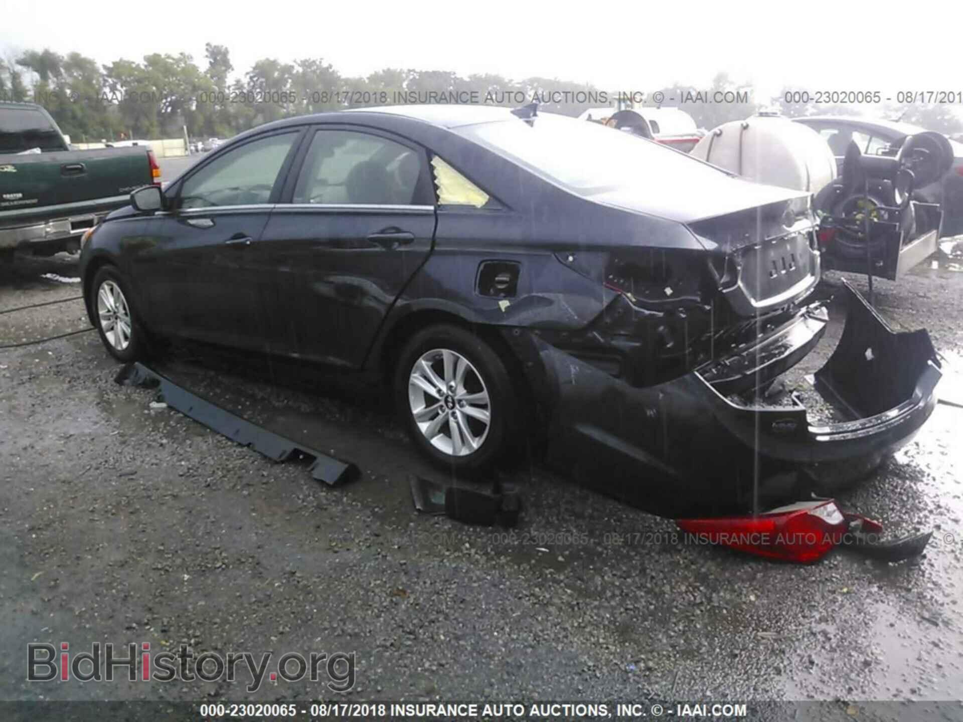 2012 Hyundai Sonata - VIN: 5NPEB4AC3CH470062 - Фото 3